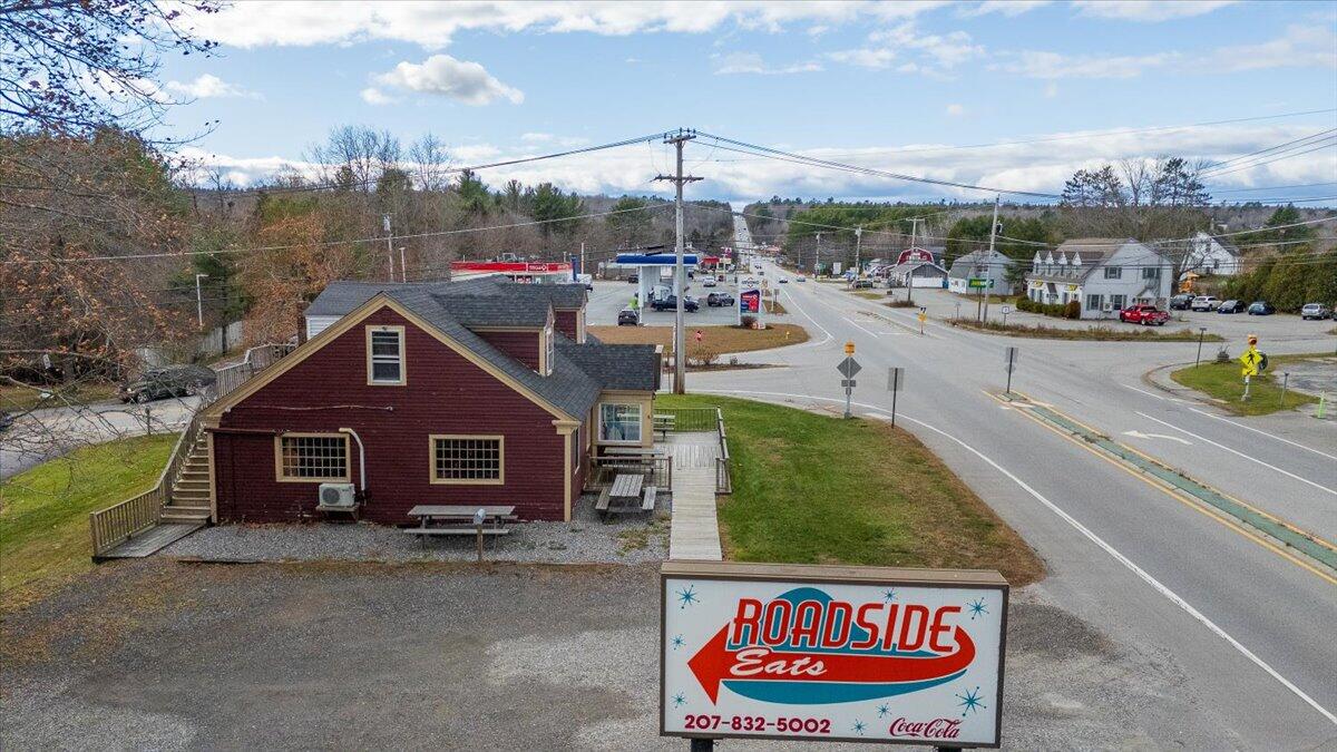 1587 Atlantic Highway Property Photo 3