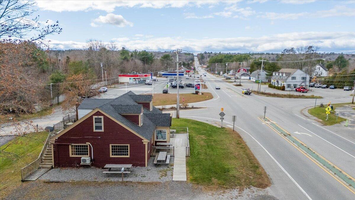 1587 Atlantic Highway Property Photo 4