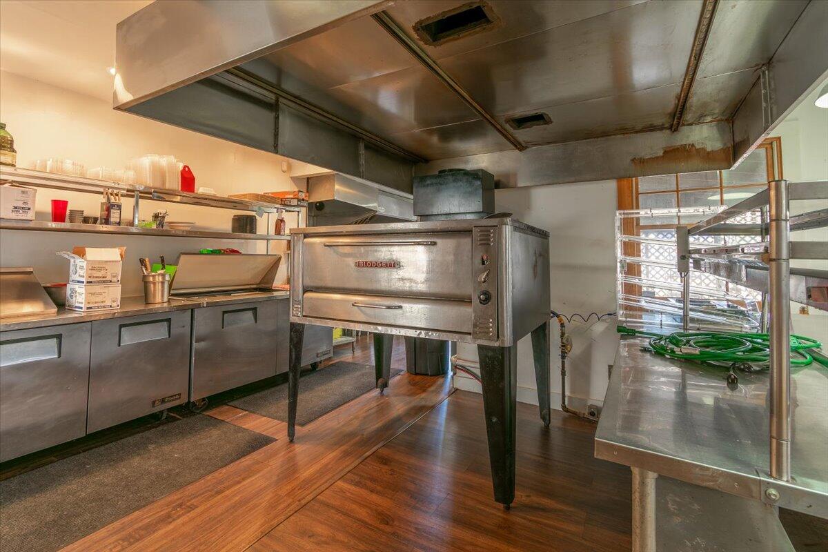 1587 Atlantic Highway Property Photo 25