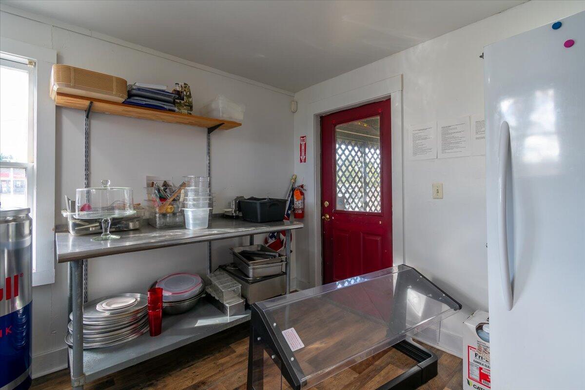 1587 Atlantic Highway Property Photo 34