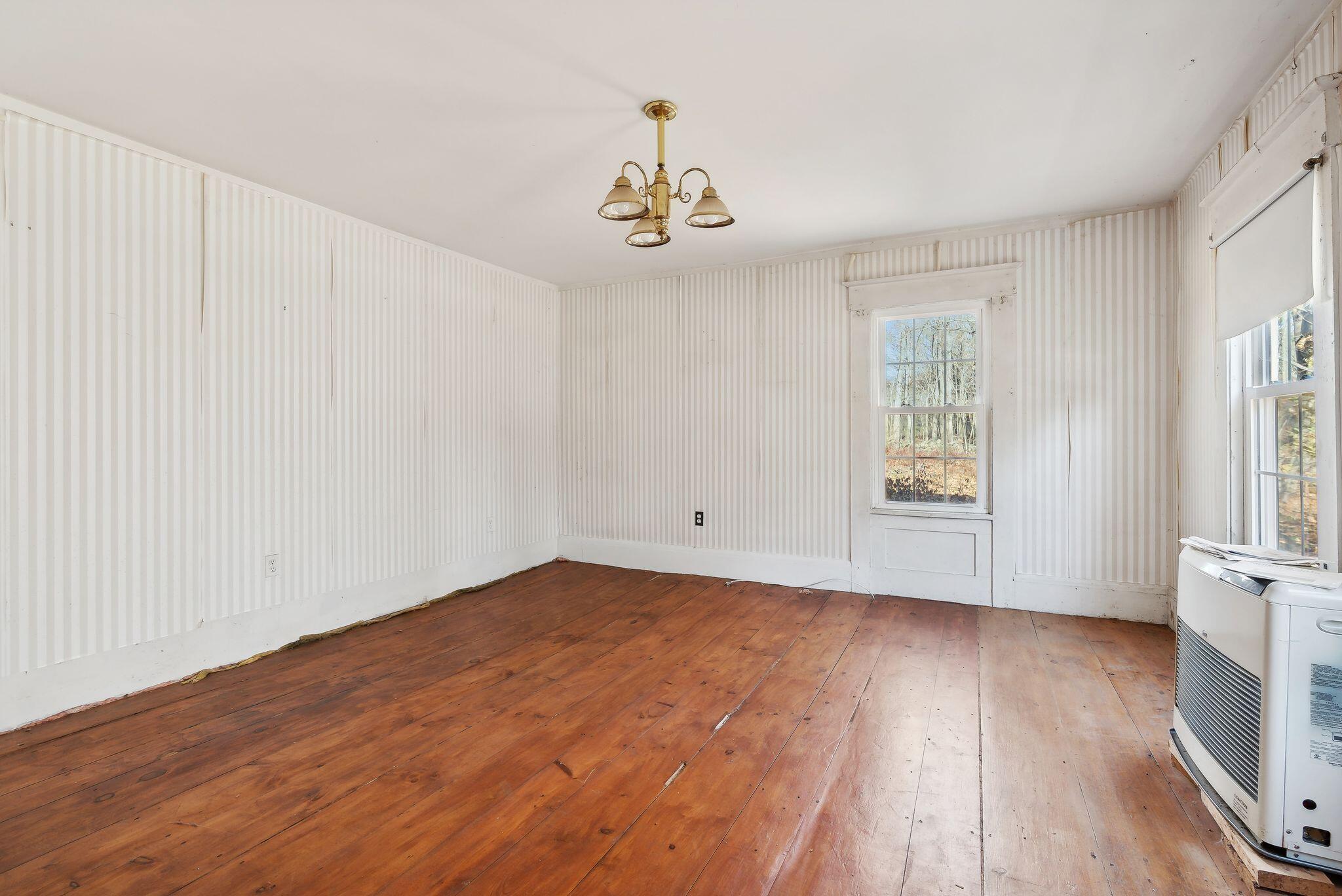 454 N Parish Road Property Photo 12