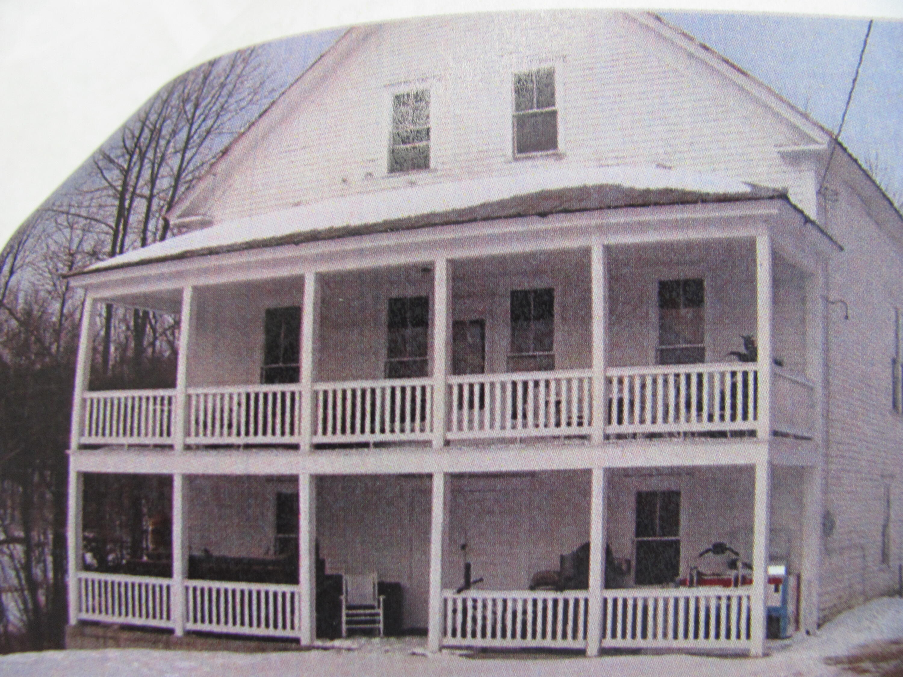 15 Front Street Property Photo