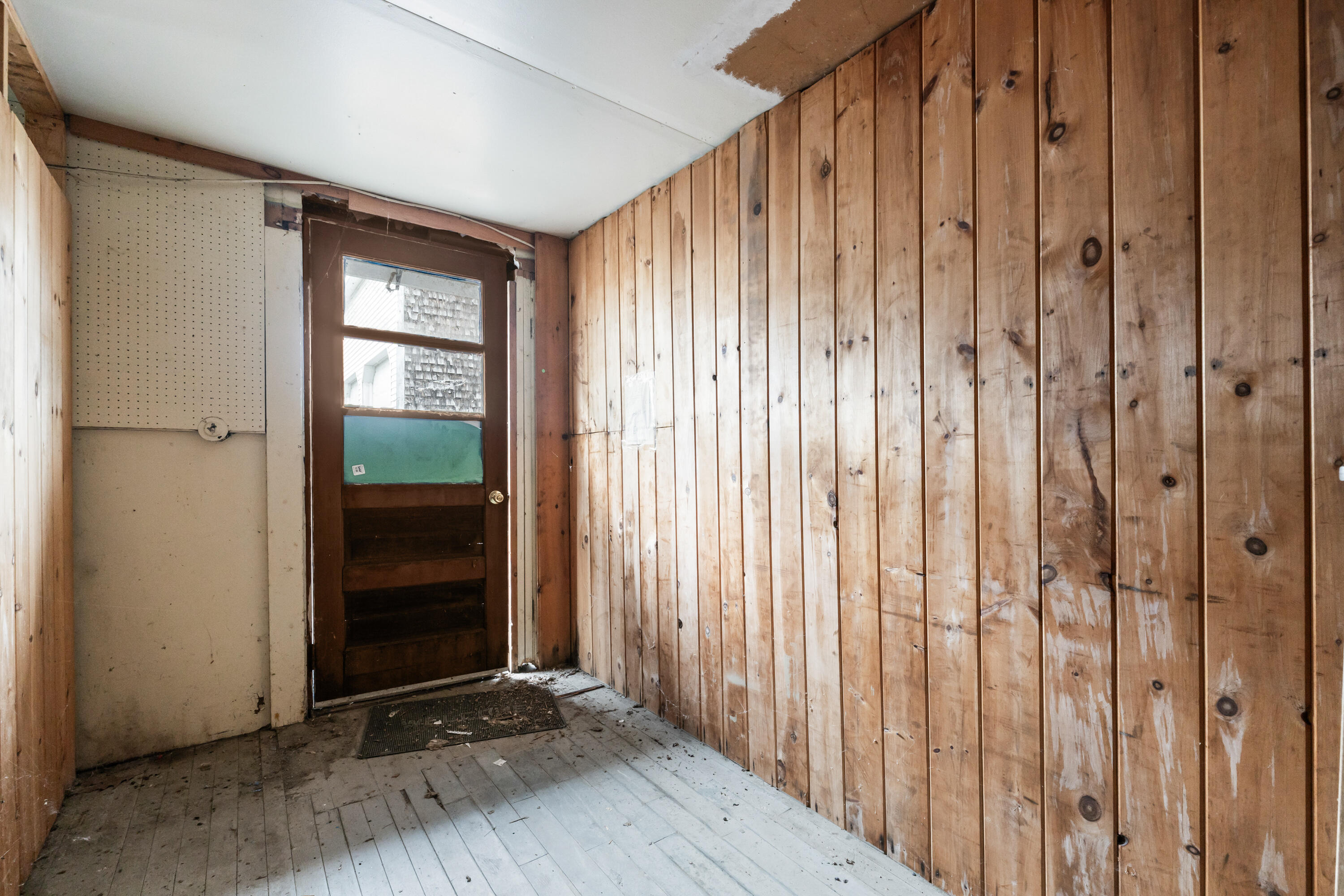 335 & 341 Hartland Avenue Property Photo 52