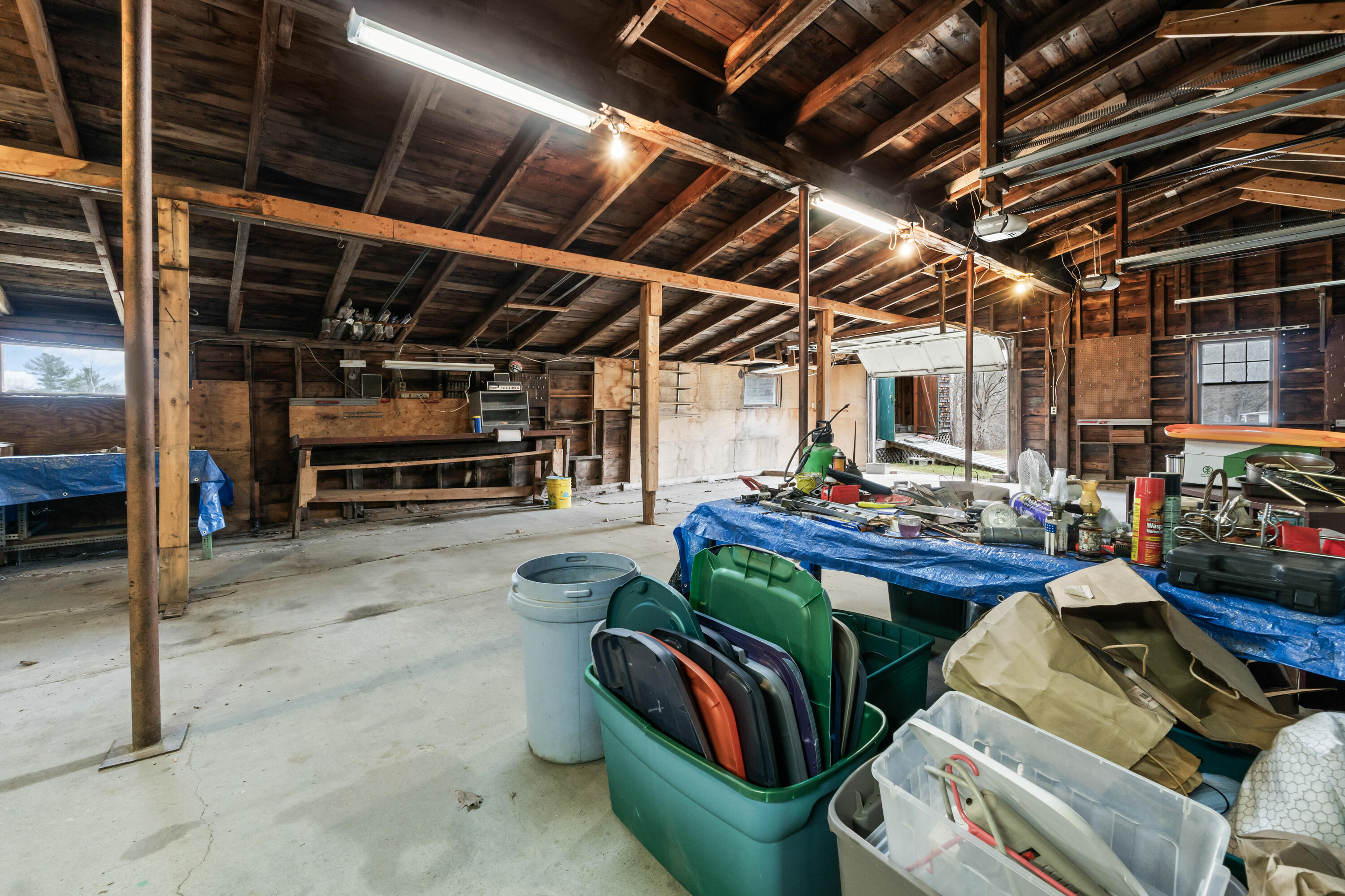 335 & 341 Hartland Avenue Property Photo 62