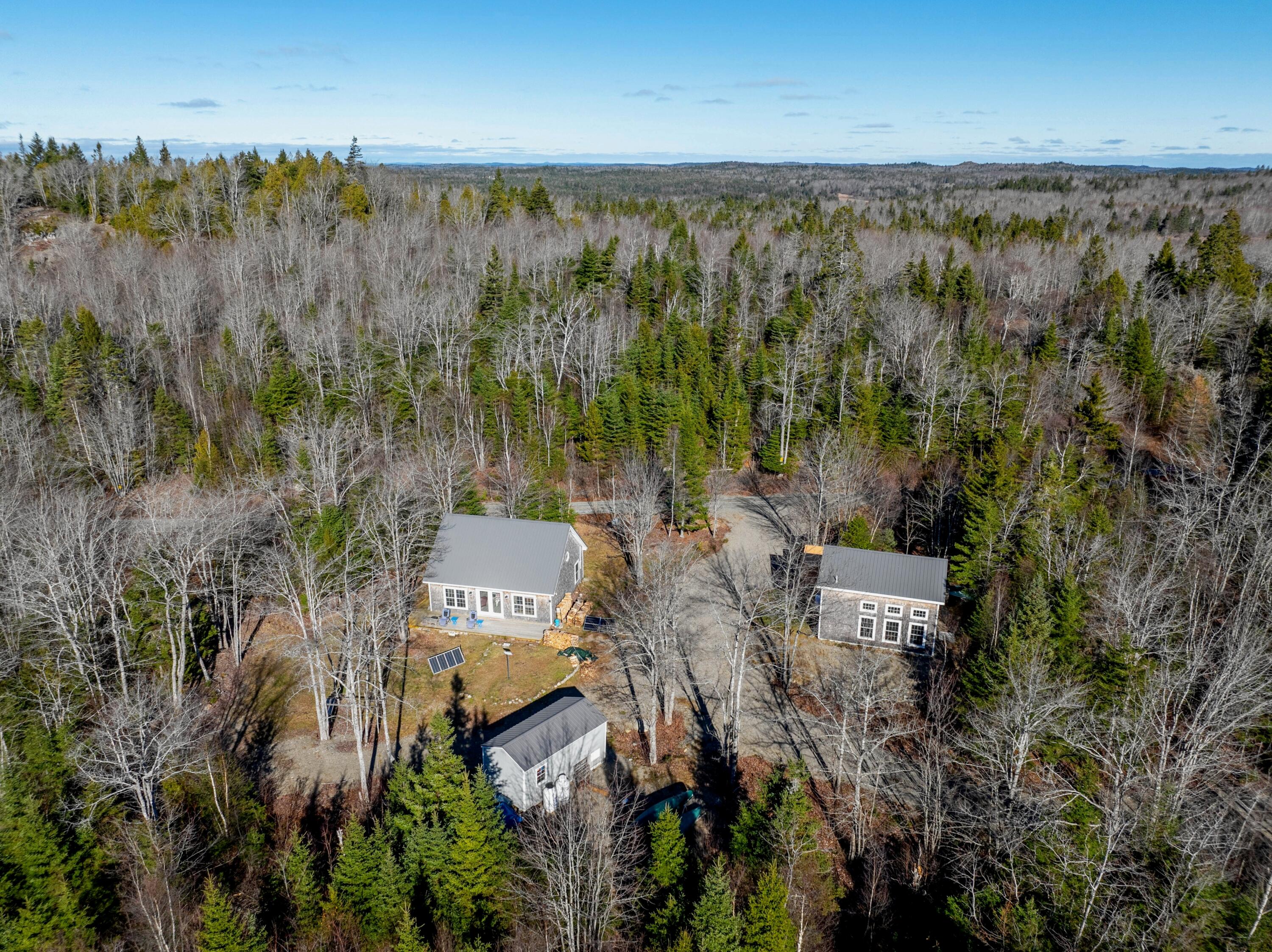 10 & 2 Bog Brook Way Property Photo