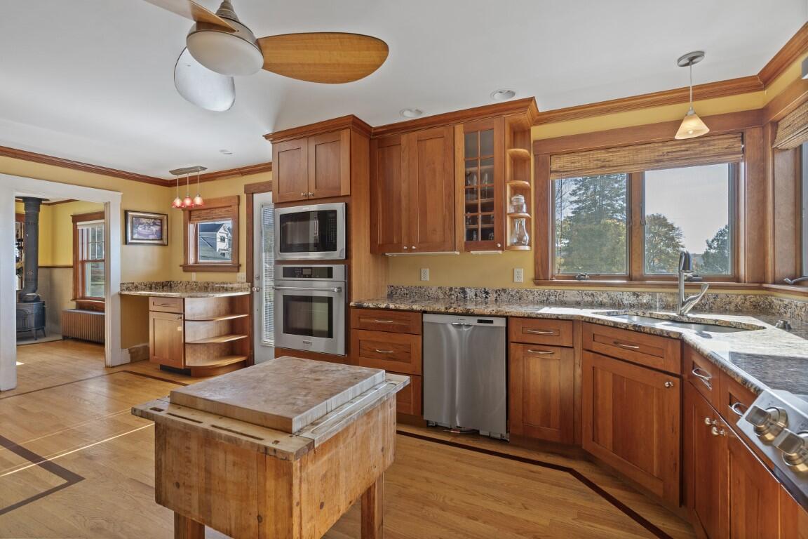 47 & 49 Atlantic Avenue Property Photo 23