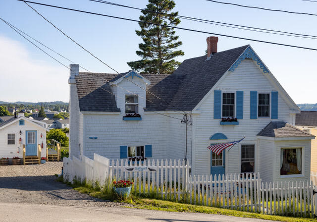 16 Monument Street Property Photo