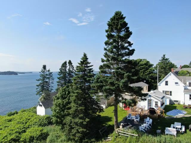 16 Monument Street Property Photo 5
