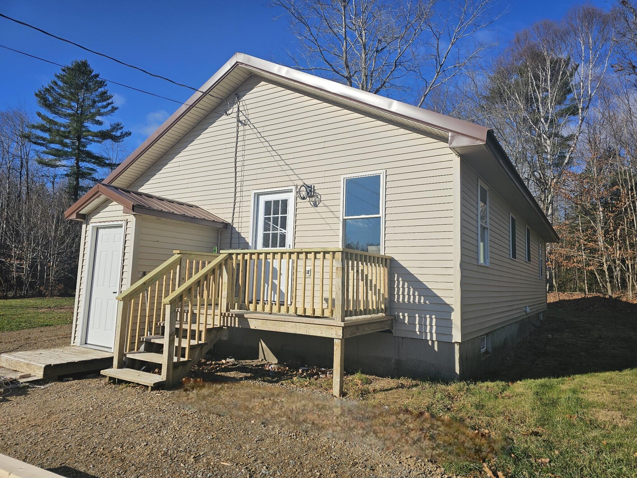 195 Hatch Road Property Photo 2