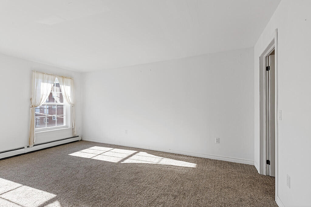 162 Main Street Property Photo 45