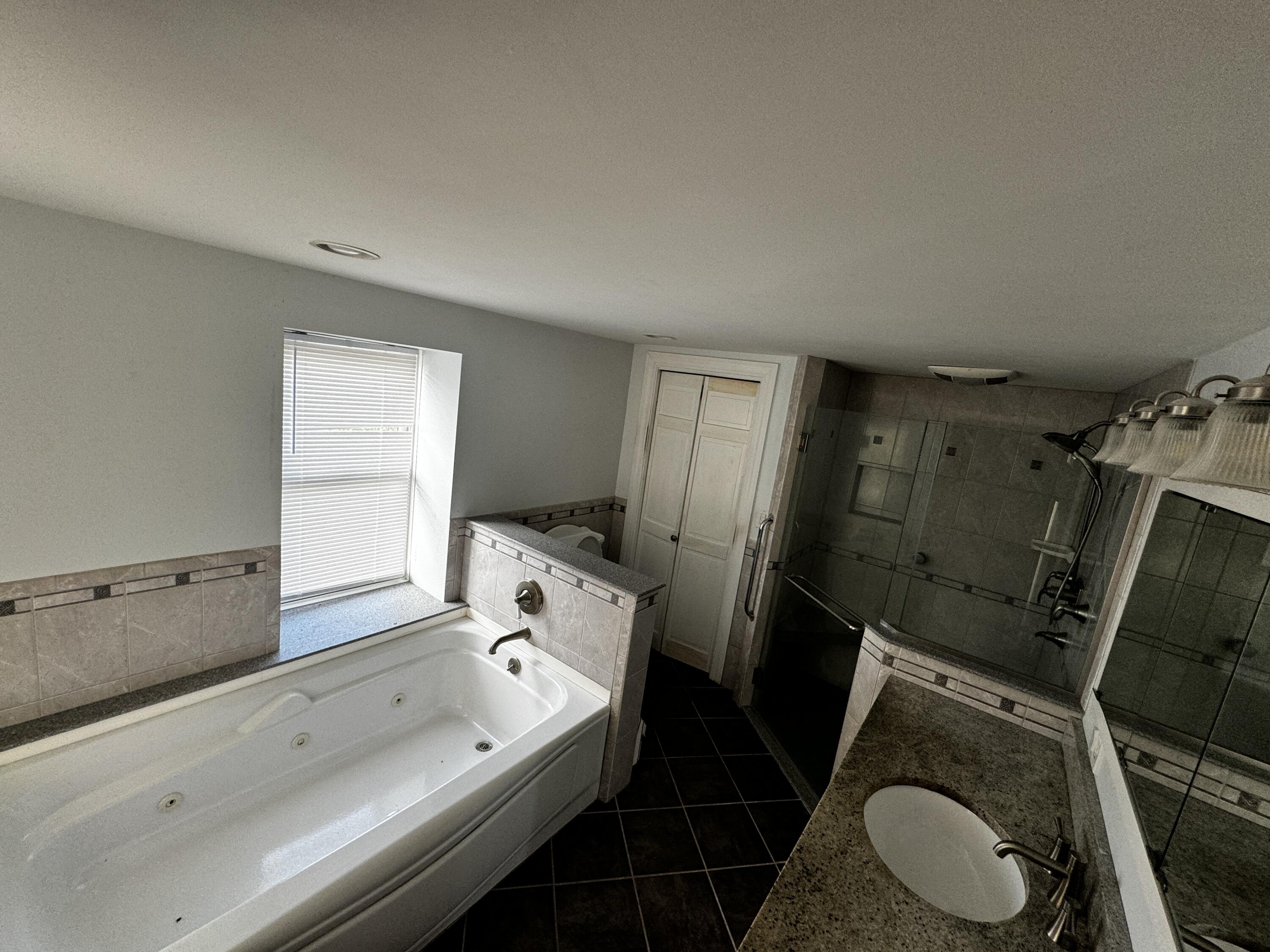 317 & 305 Augusta Road Property Photo 10