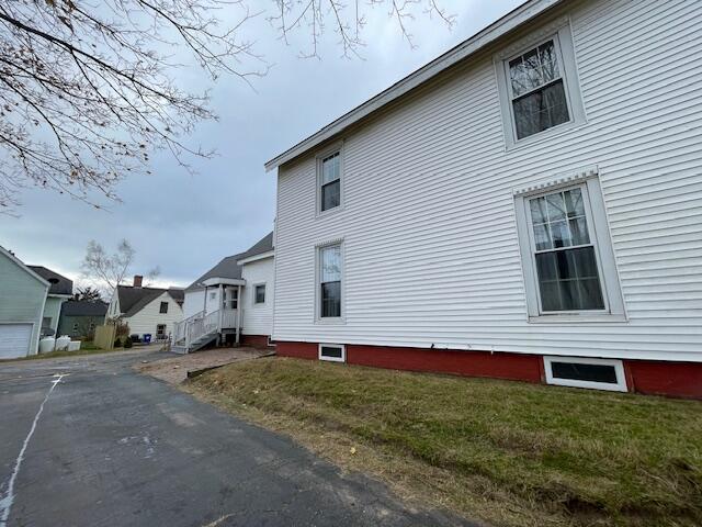 52 Washington Street Property Photo 16