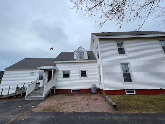 52 Washington Street Property Photo 17