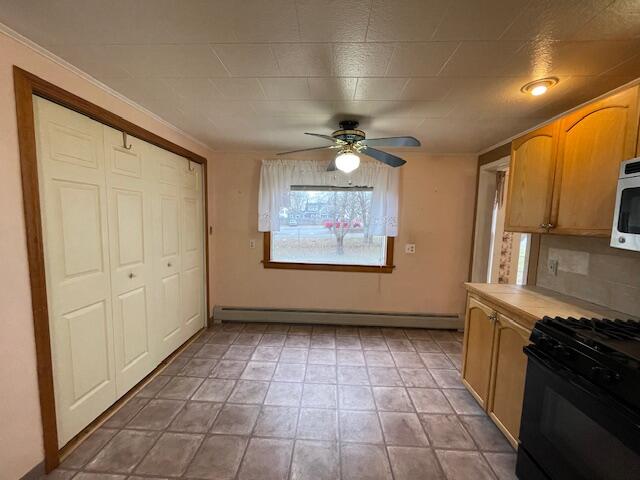 52 Washington Street Property Photo 26