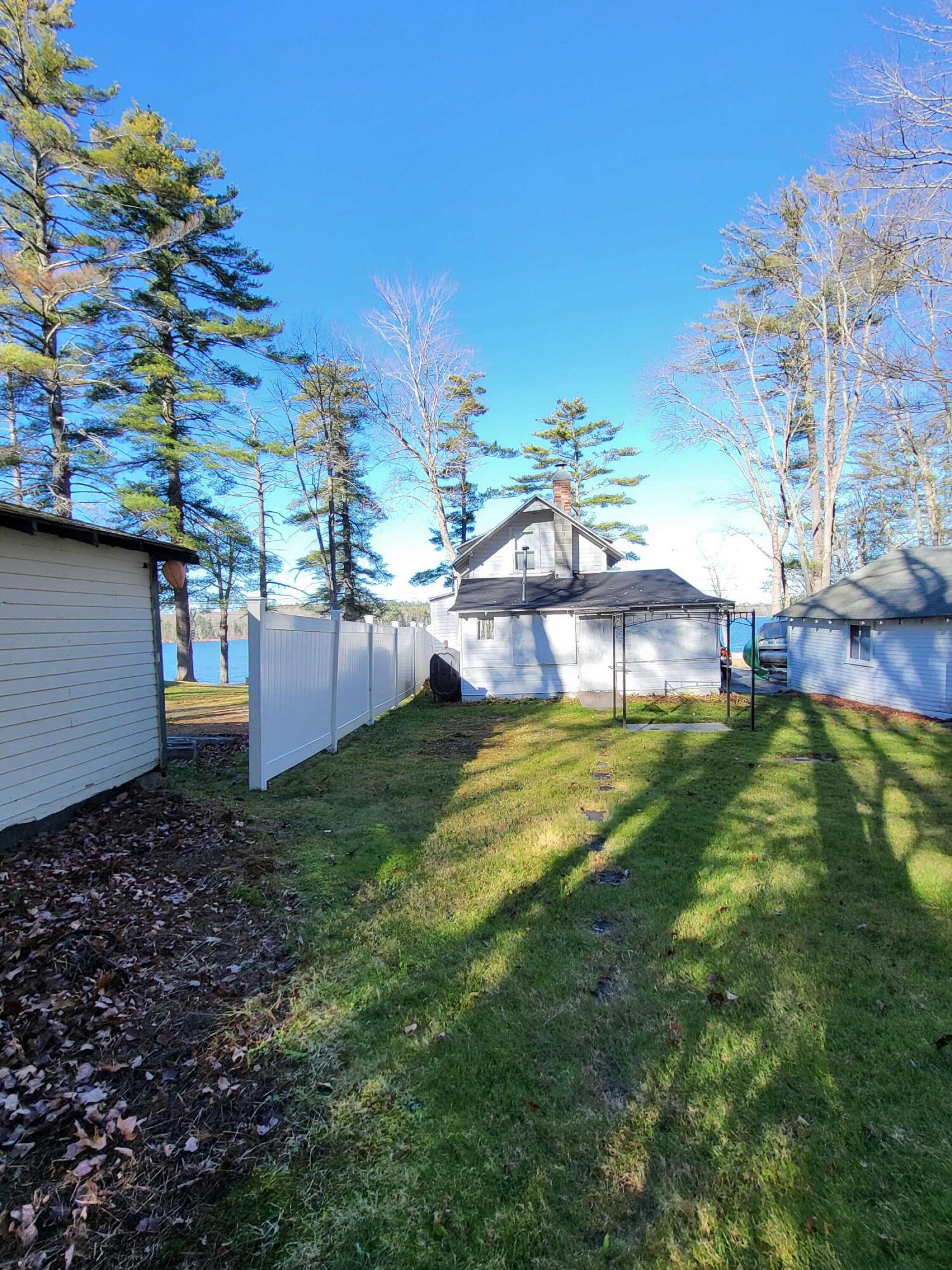 40 Jordan Shore Drive Property Photo 7