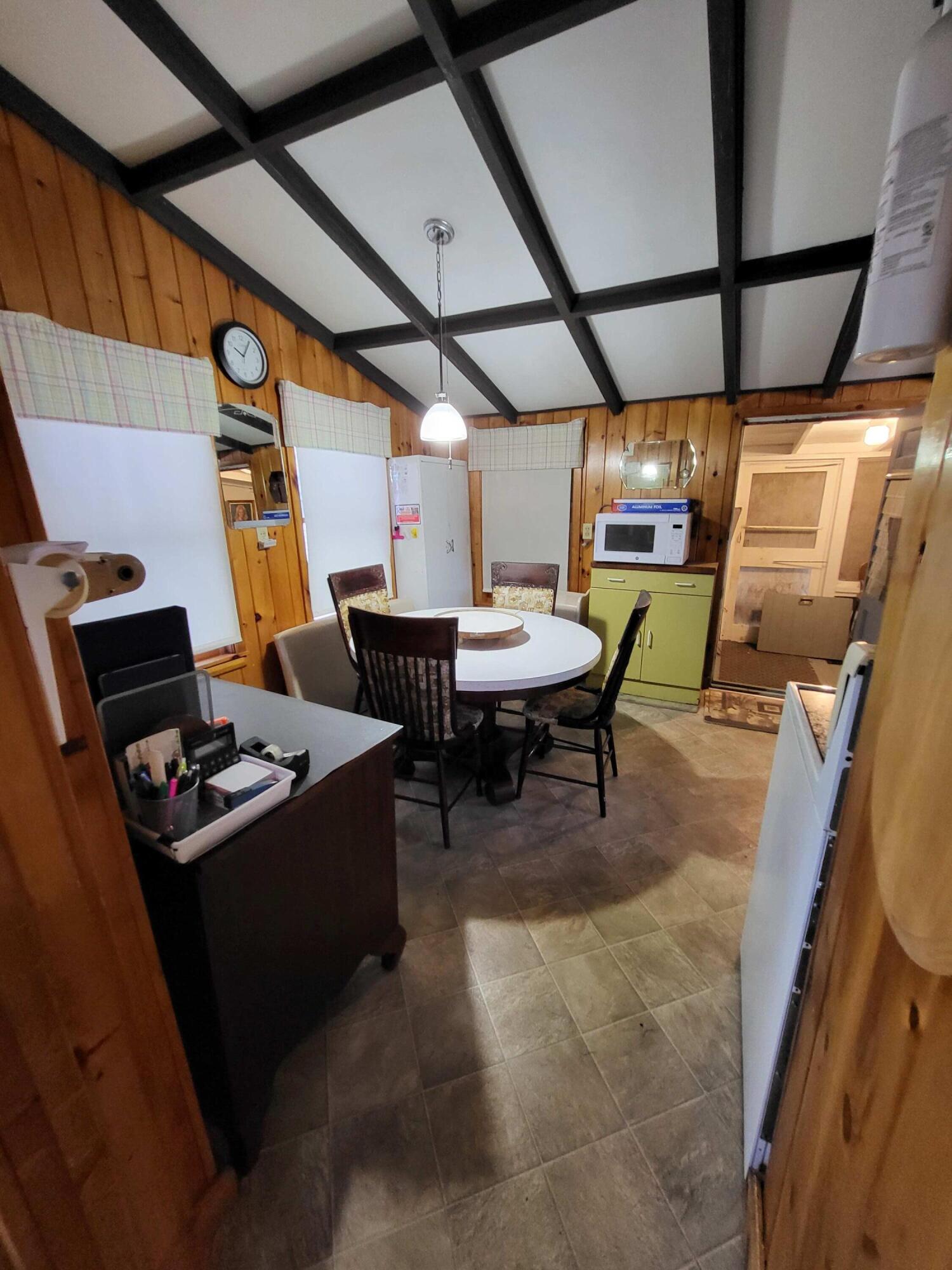 40 Jordan Shore Drive Property Photo 18