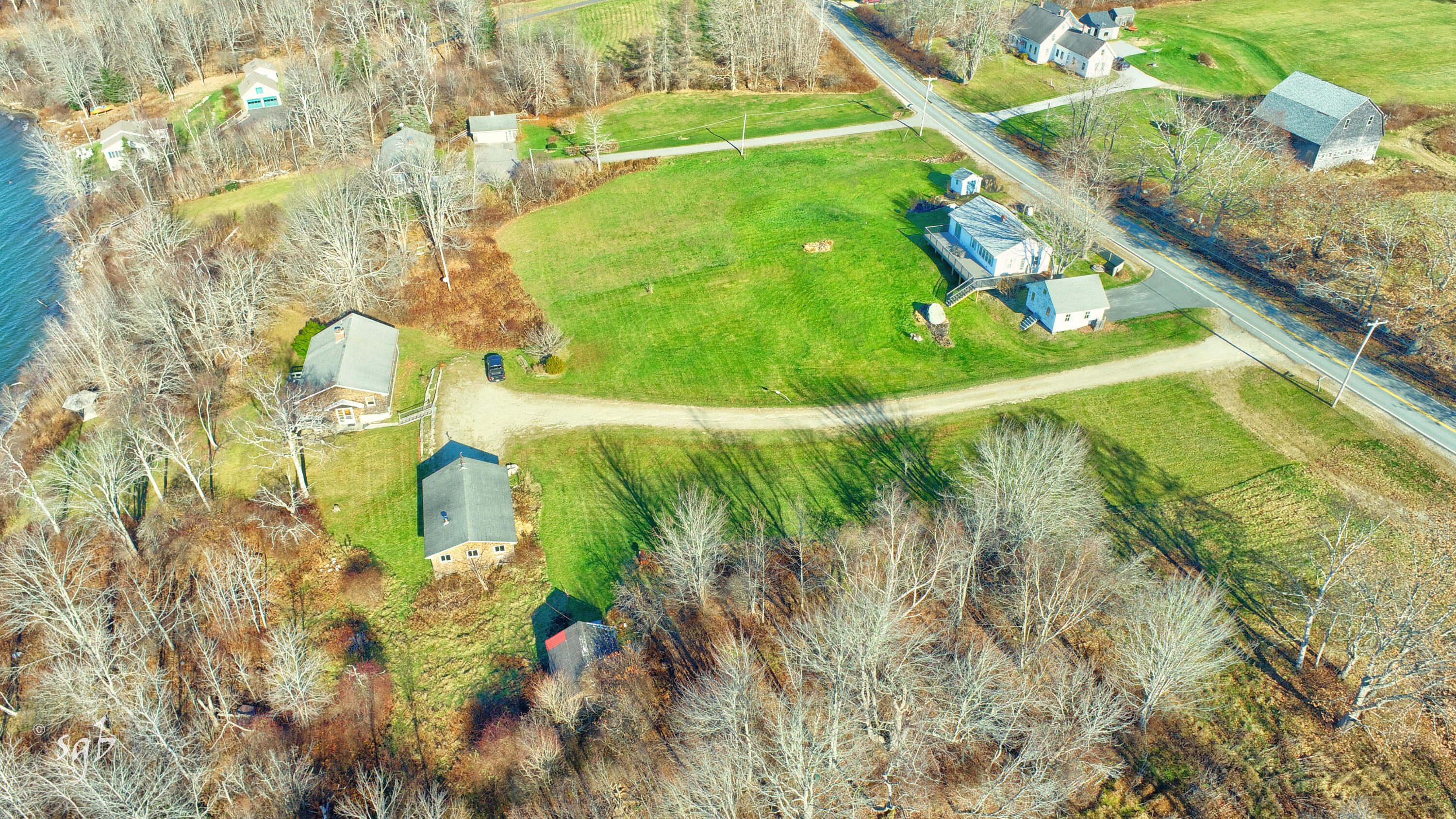 1596 Castine Road Property Photo 2