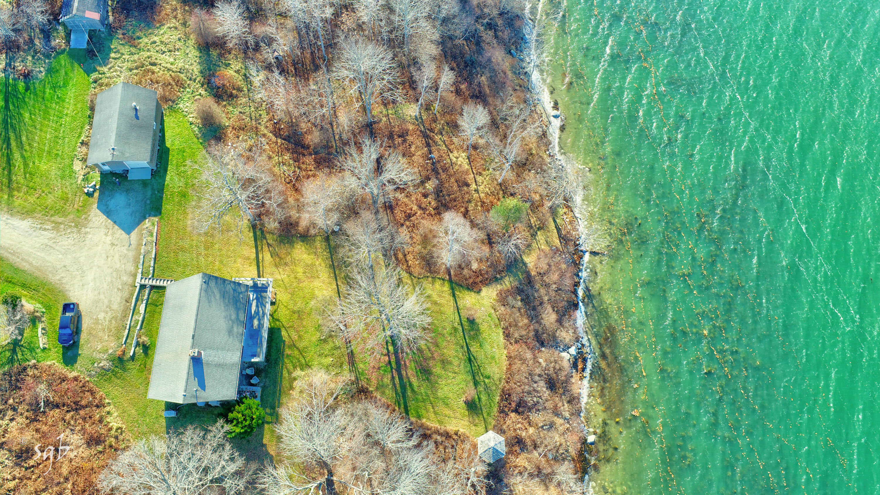 1596 Castine Road Property Photo 5