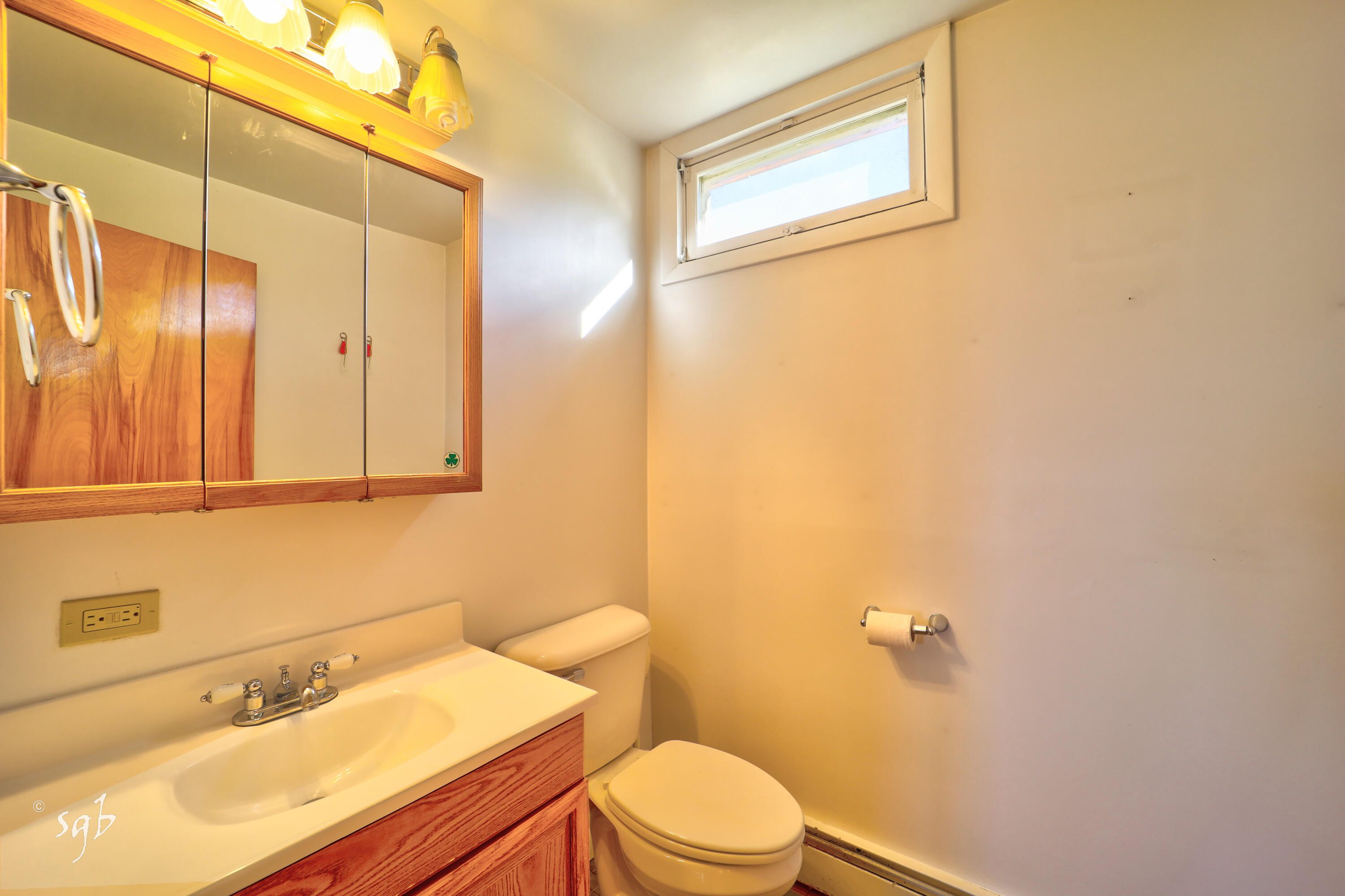 1596 Castine Road Property Photo 30