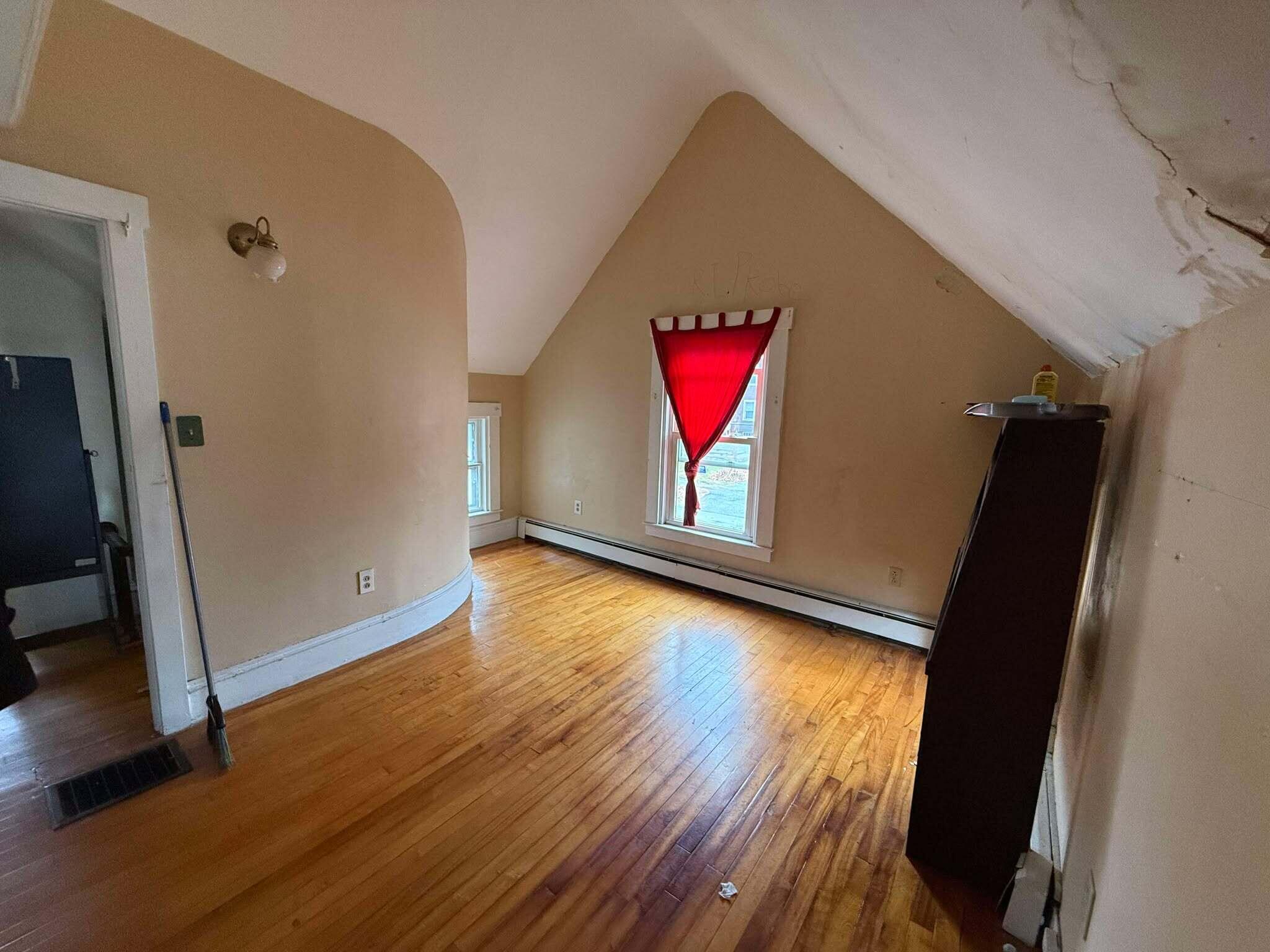 77 Stillwater Avenue Property Photo 6