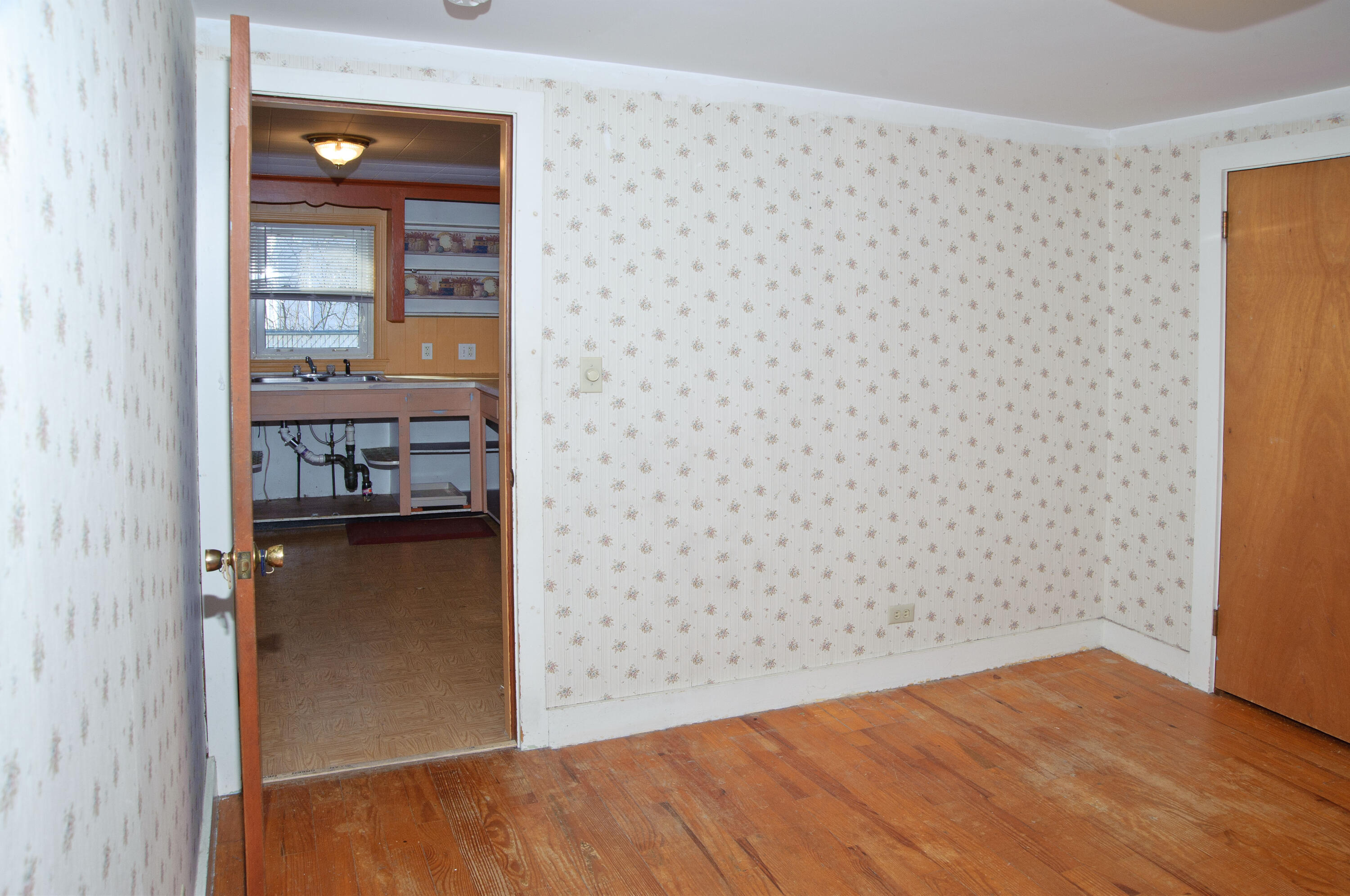 40 Webster Street Property Photo 18