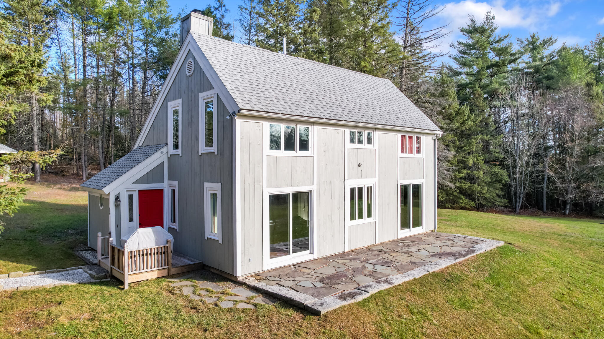 2061 Skyway Valley Property Photo