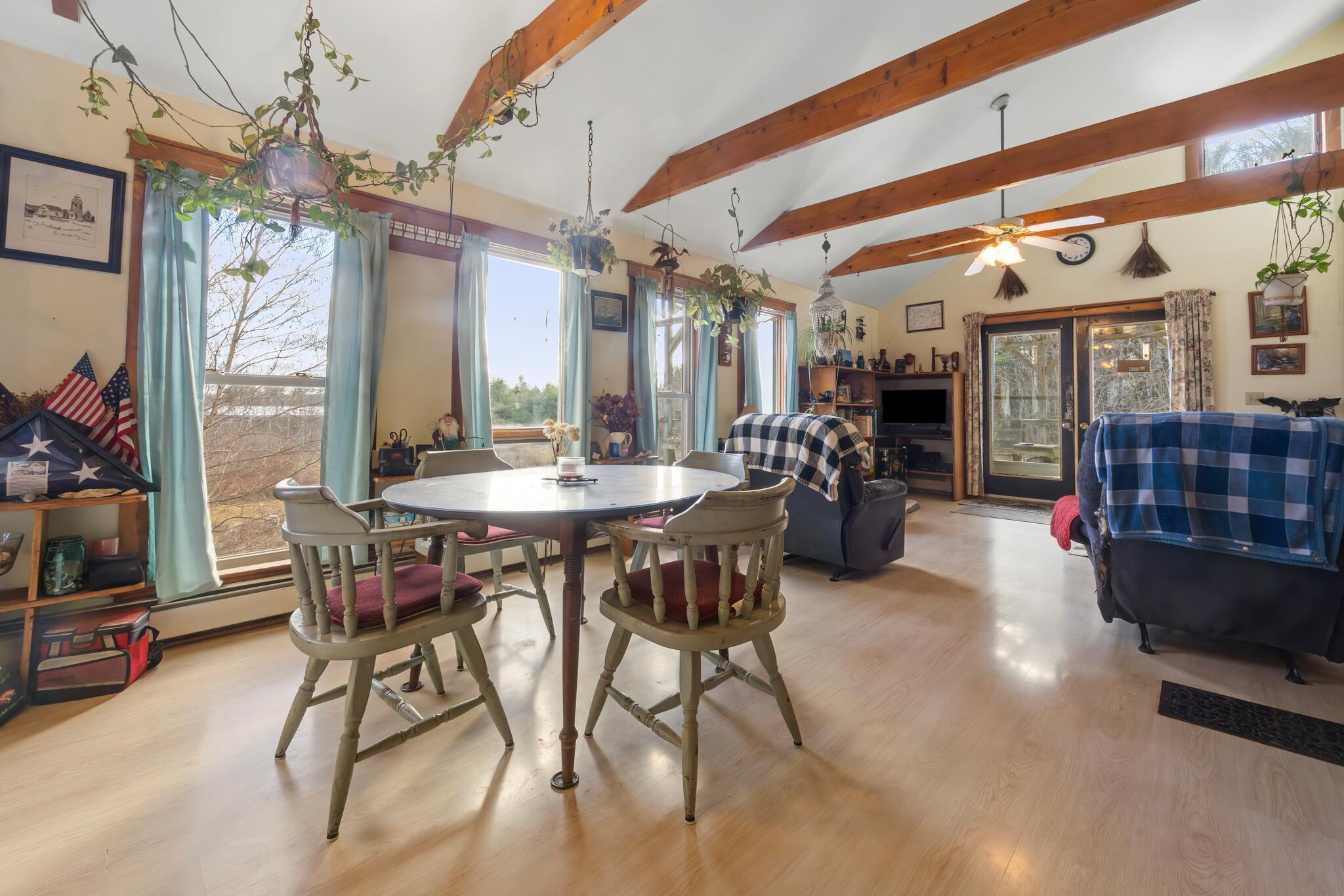 2443 Carmel Road N Property Photo 11