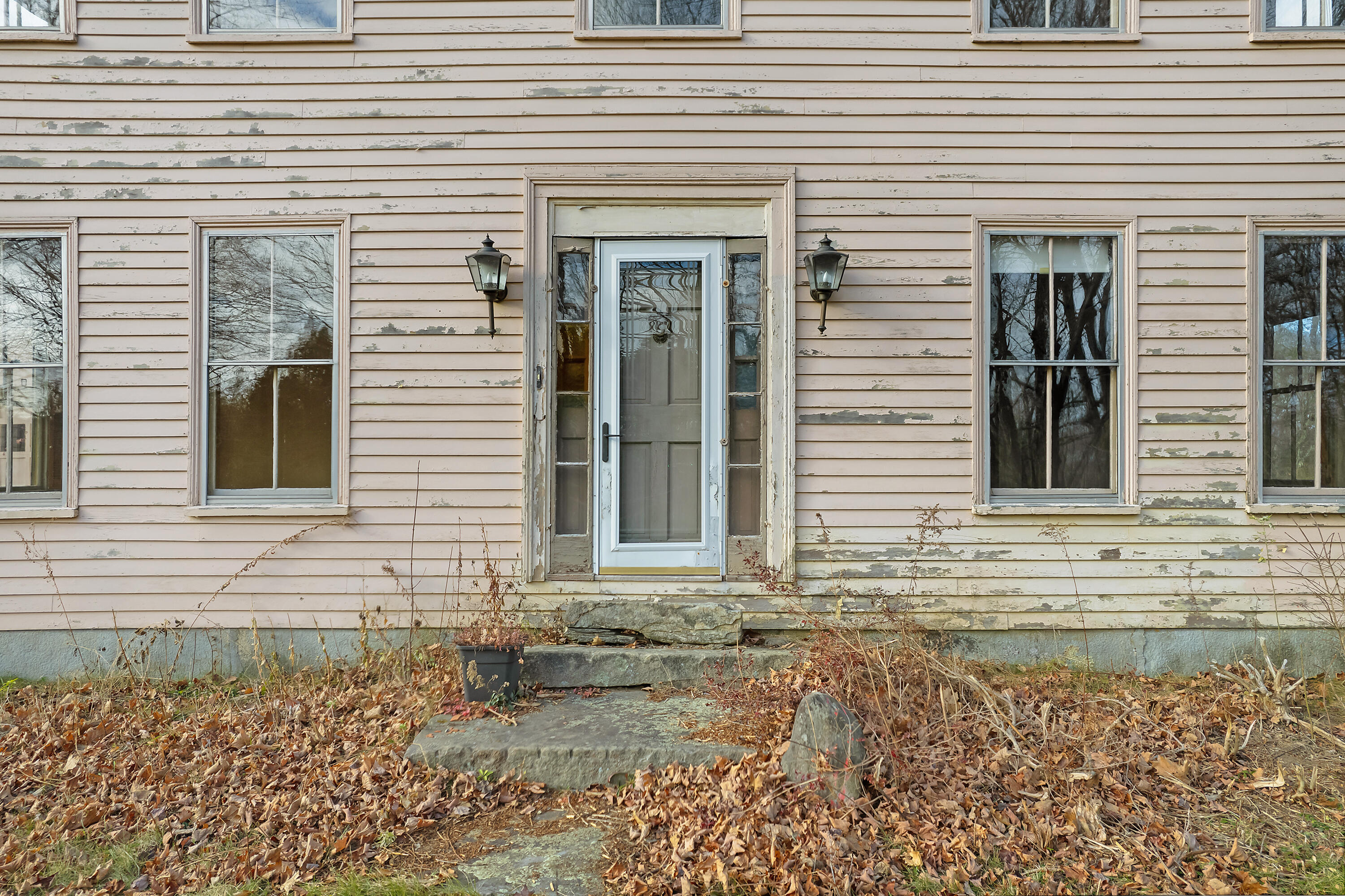 190 Lower Main Street Property Photo 7