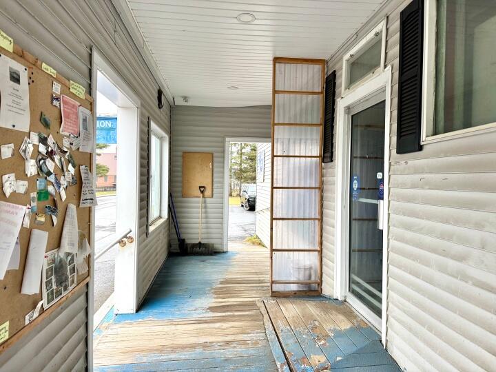 358 Main Street Property Photo 9