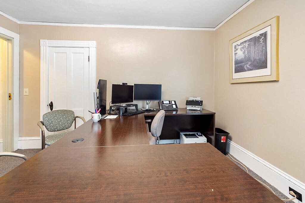 86 Western Avenue Property Photo 27
