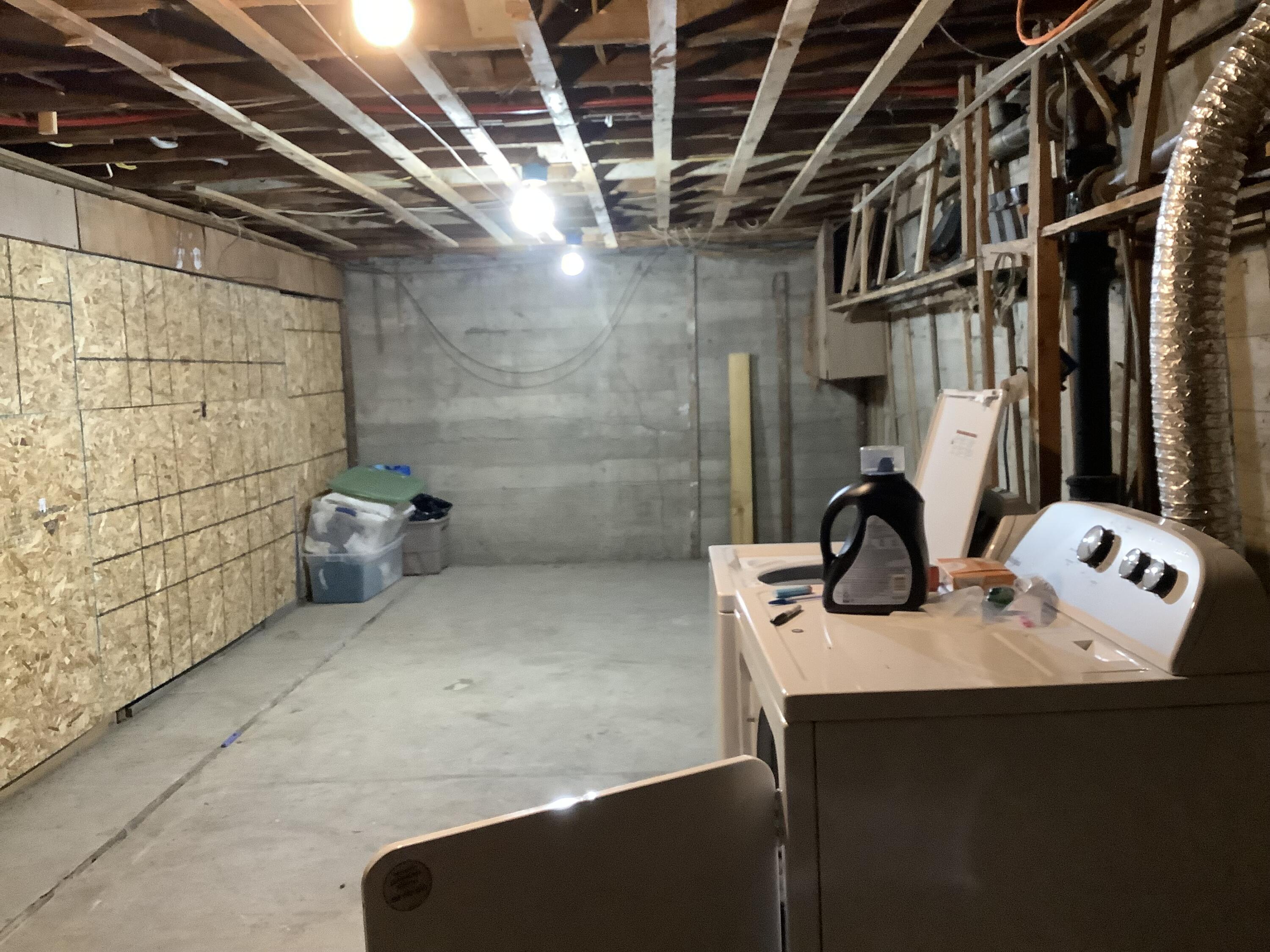 77 Main Street Property Photo 16