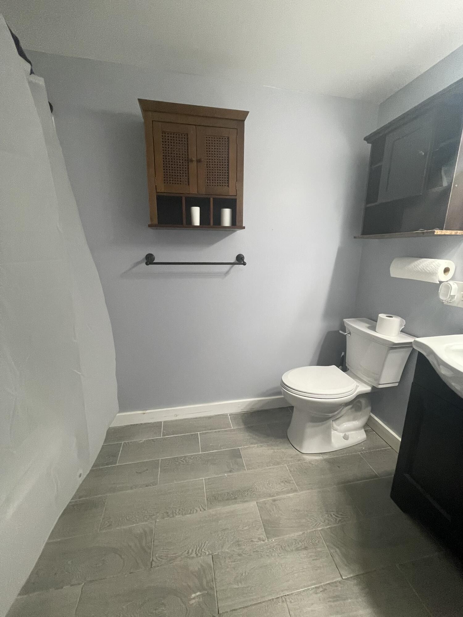 721 Portland Road Property Photo 4