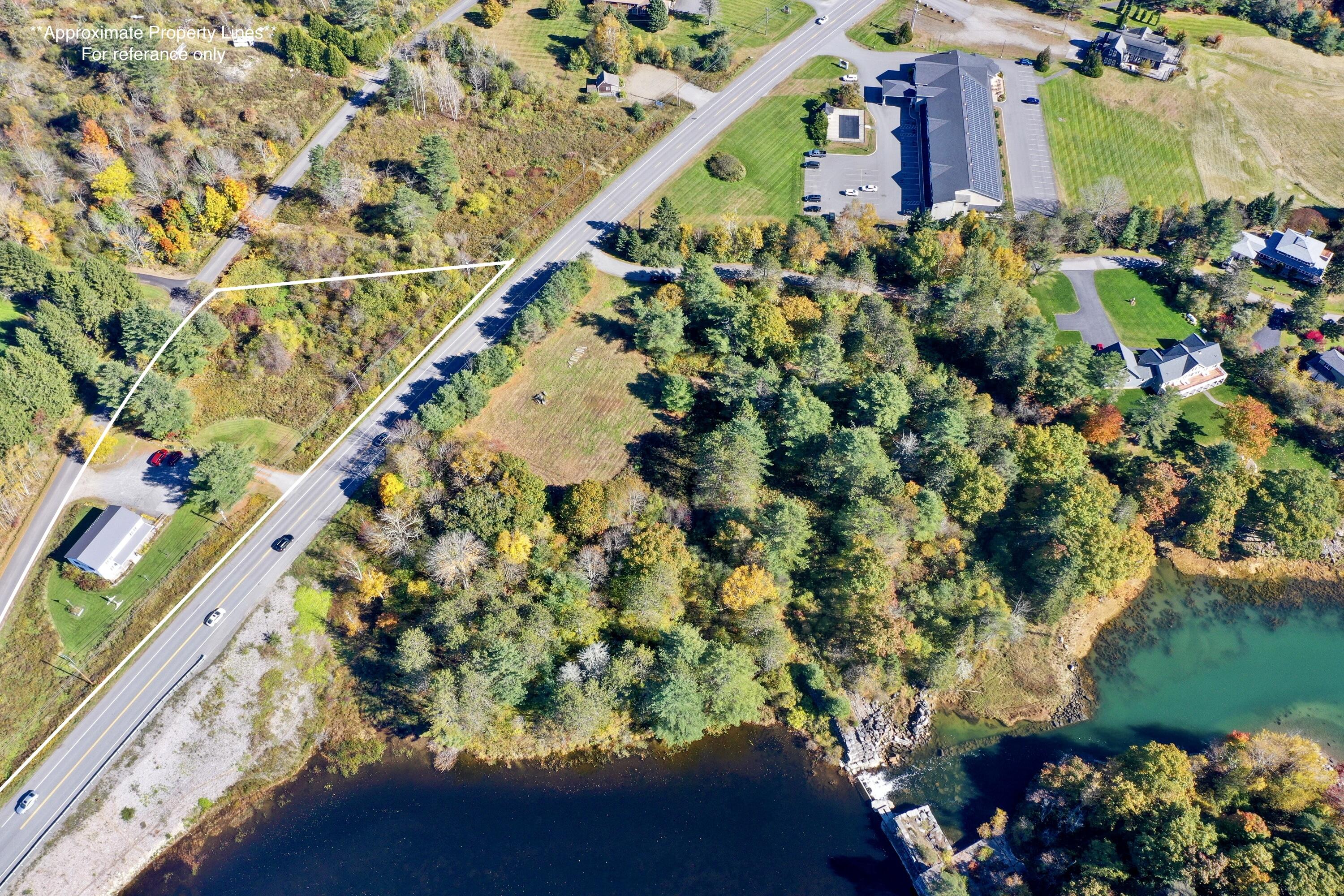 7 Old Searsport Avenue Property Photo 3
