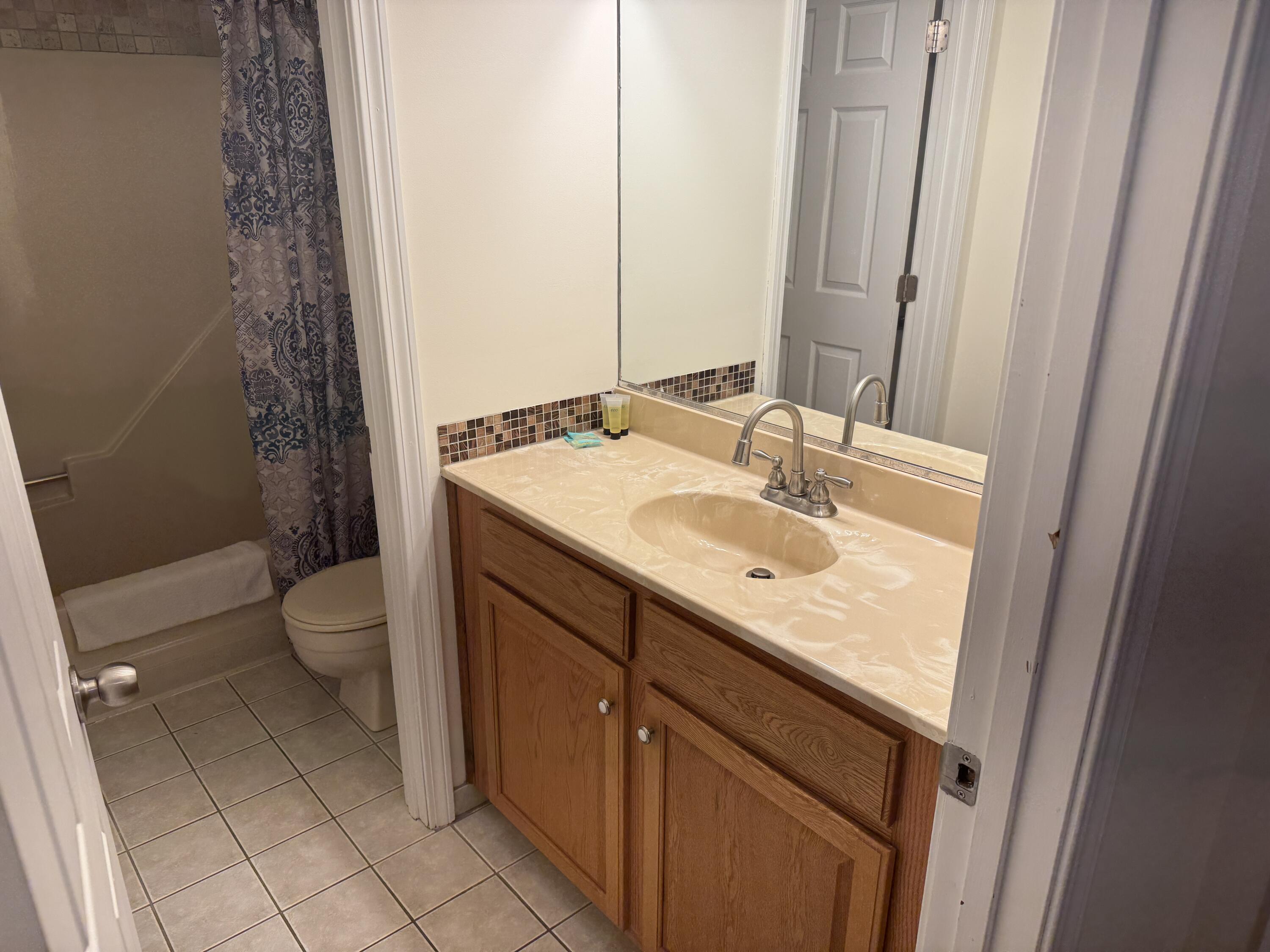 136 W West Grand Avenue Property Photo 35