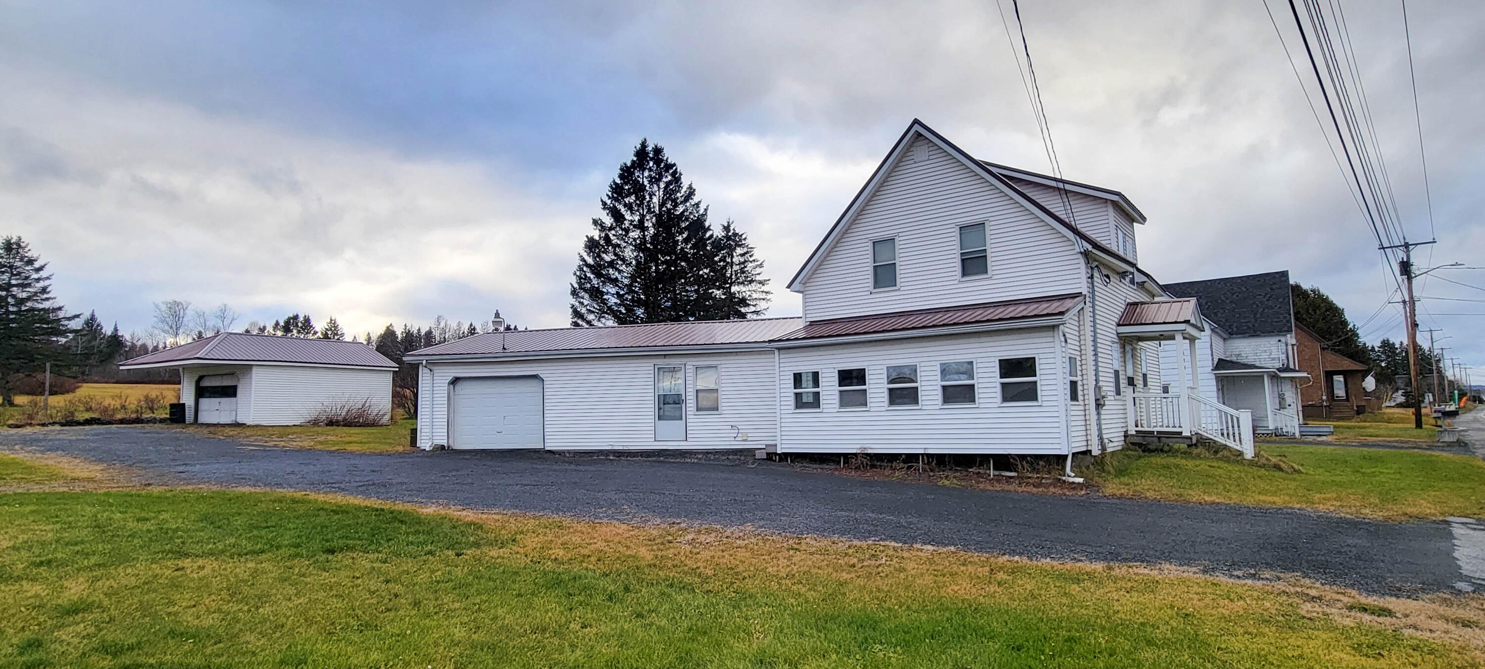 499 Main Street Property Photo