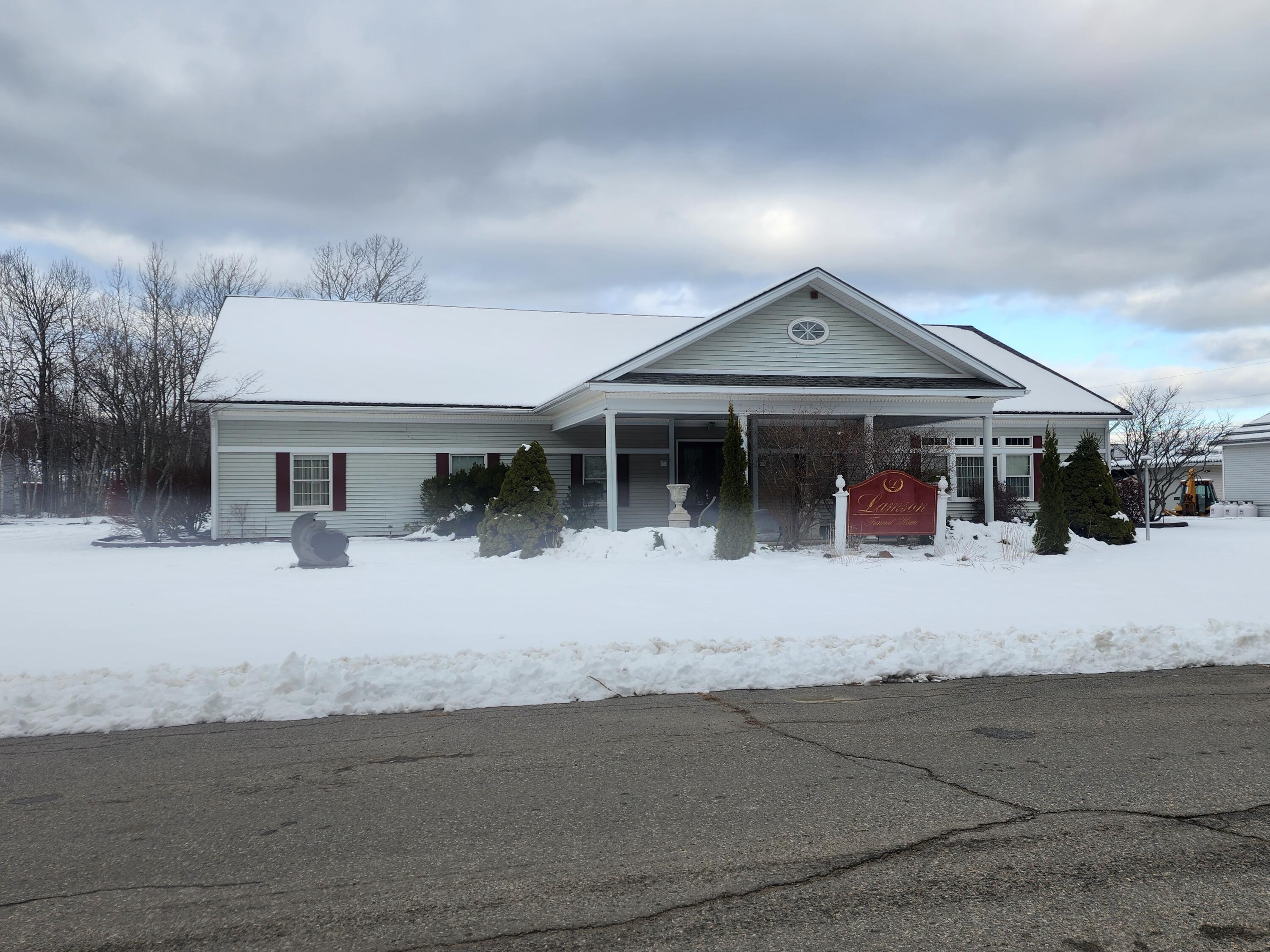 11 Tamarack Street Property Photo 5