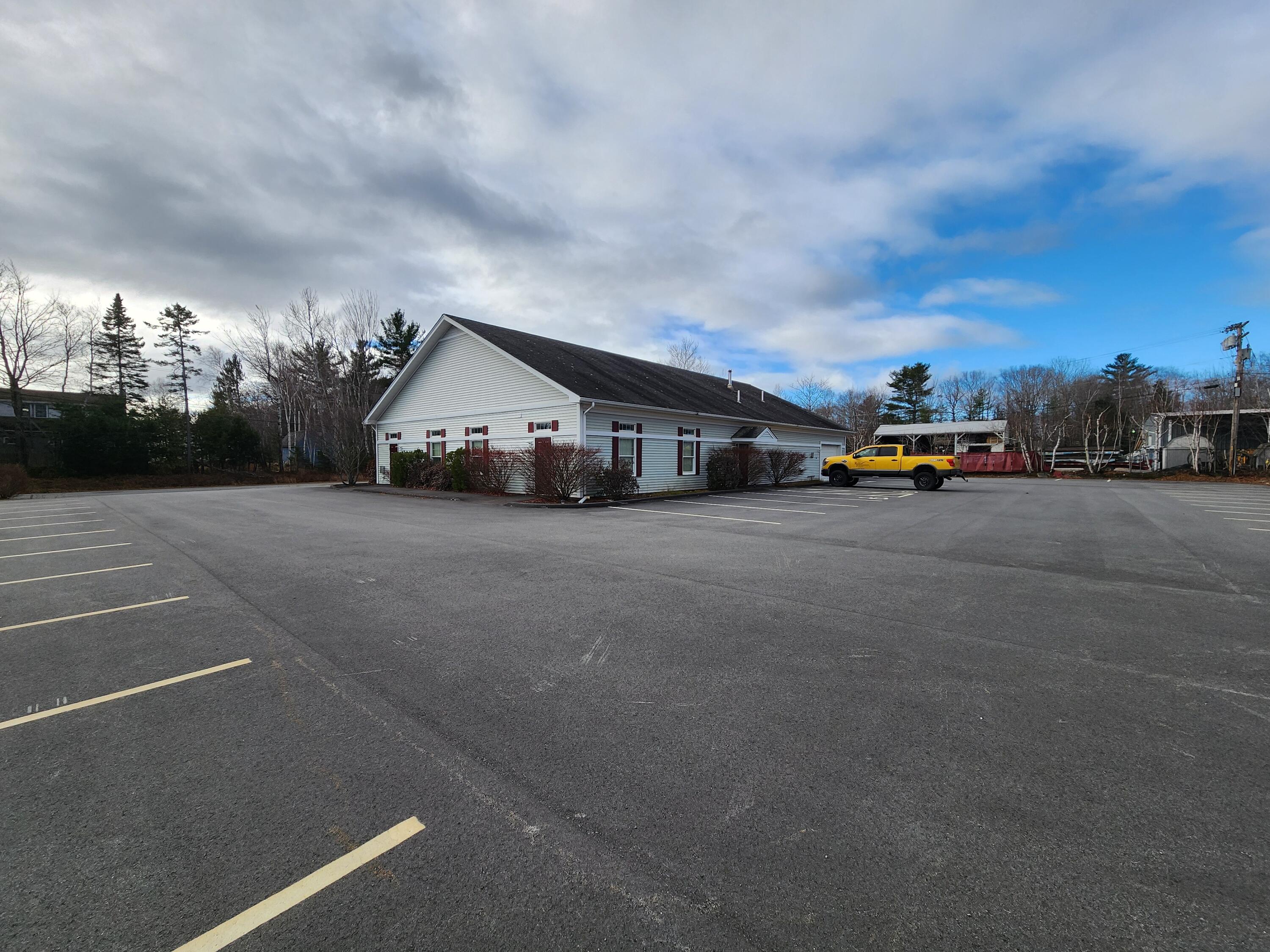 11 Tamarack Street Property Photo 14