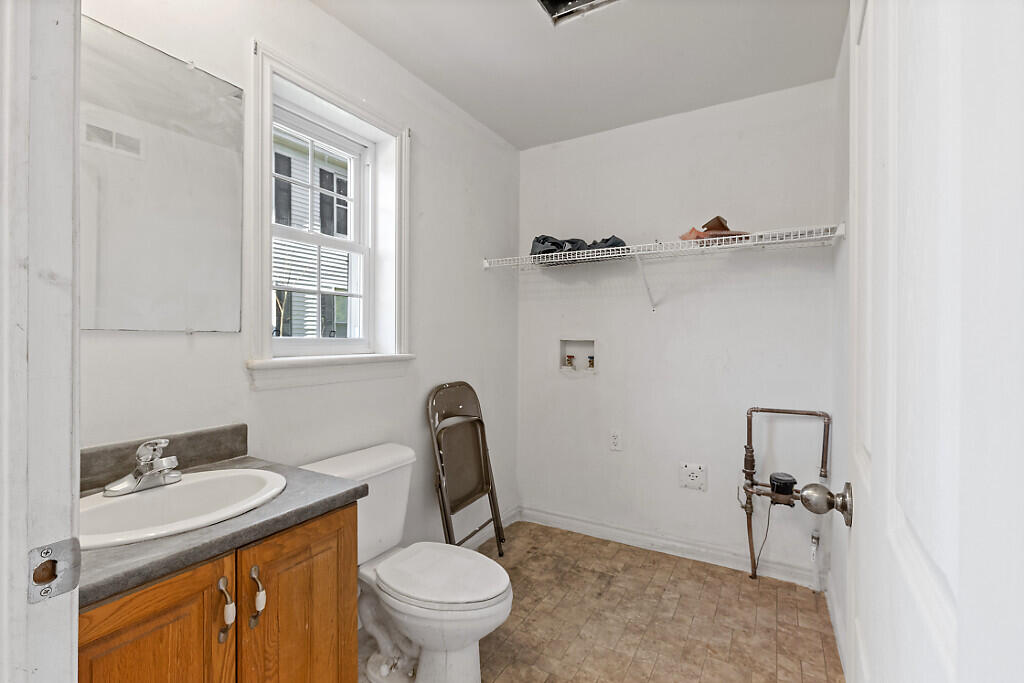 162 Main Street Property Photo 31