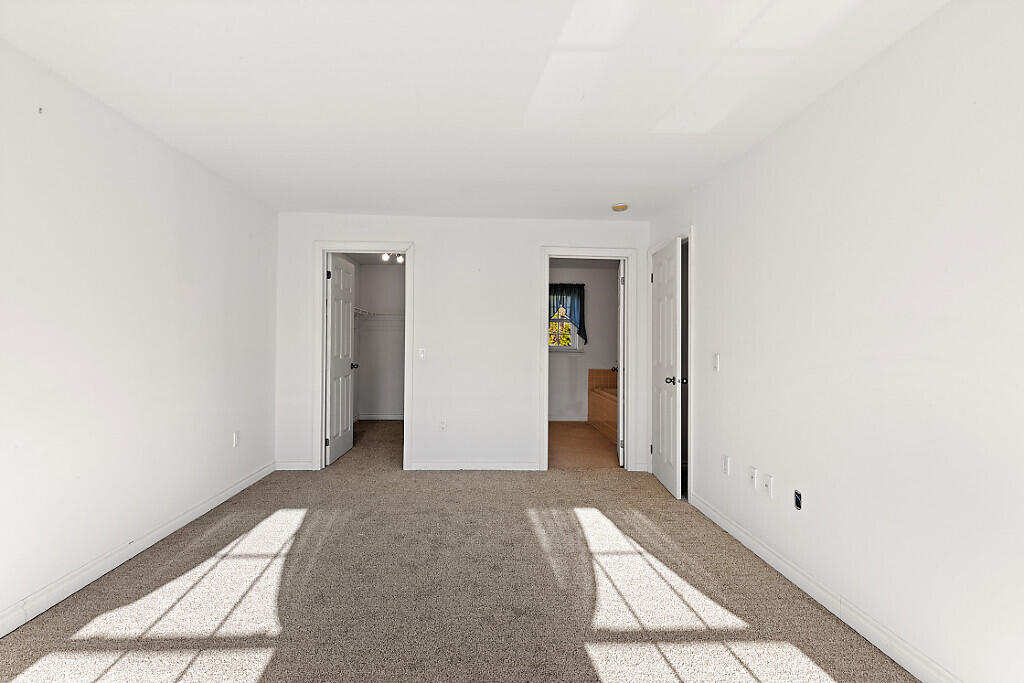 162 Main Street Property Photo 52
