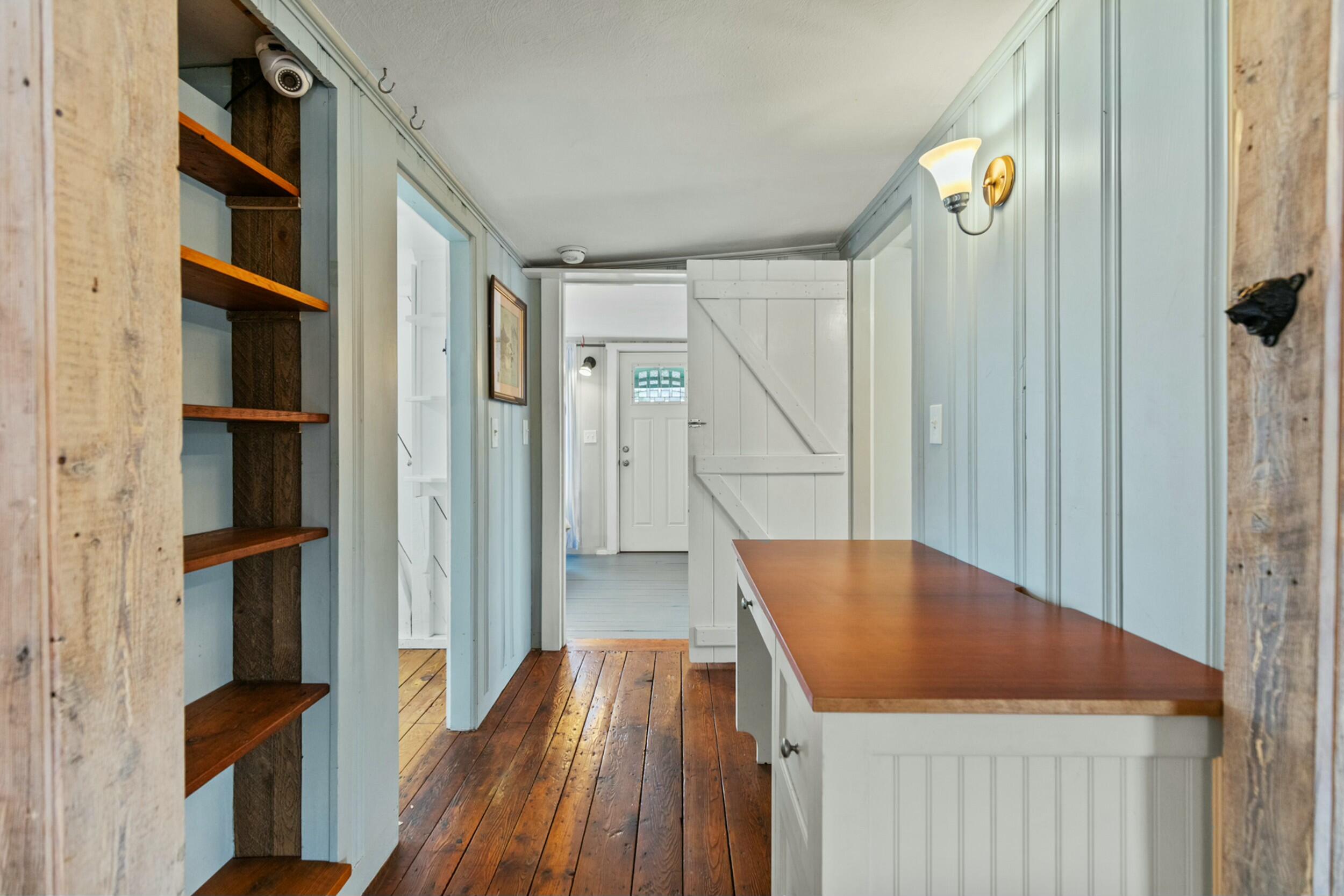 1692 Portland Road Property Photo 13