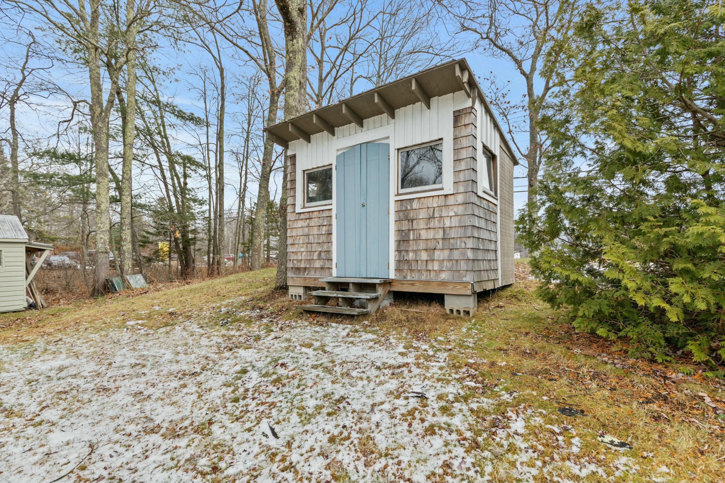 1692 Portland Road Property Photo 27