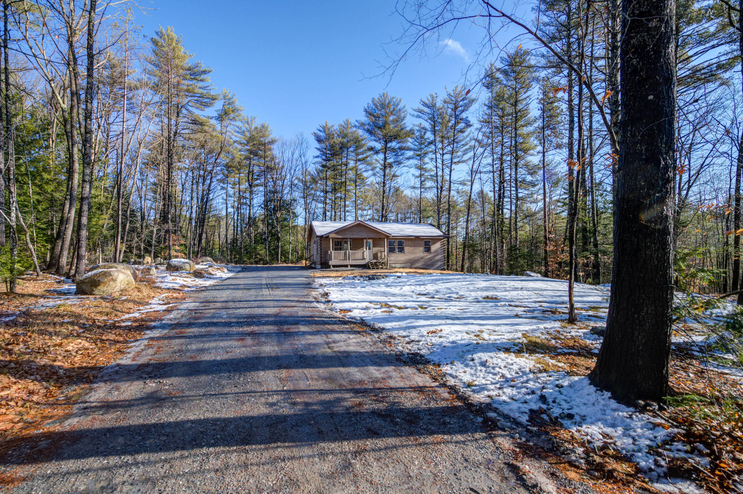 164 Colonial Circle Property Photo