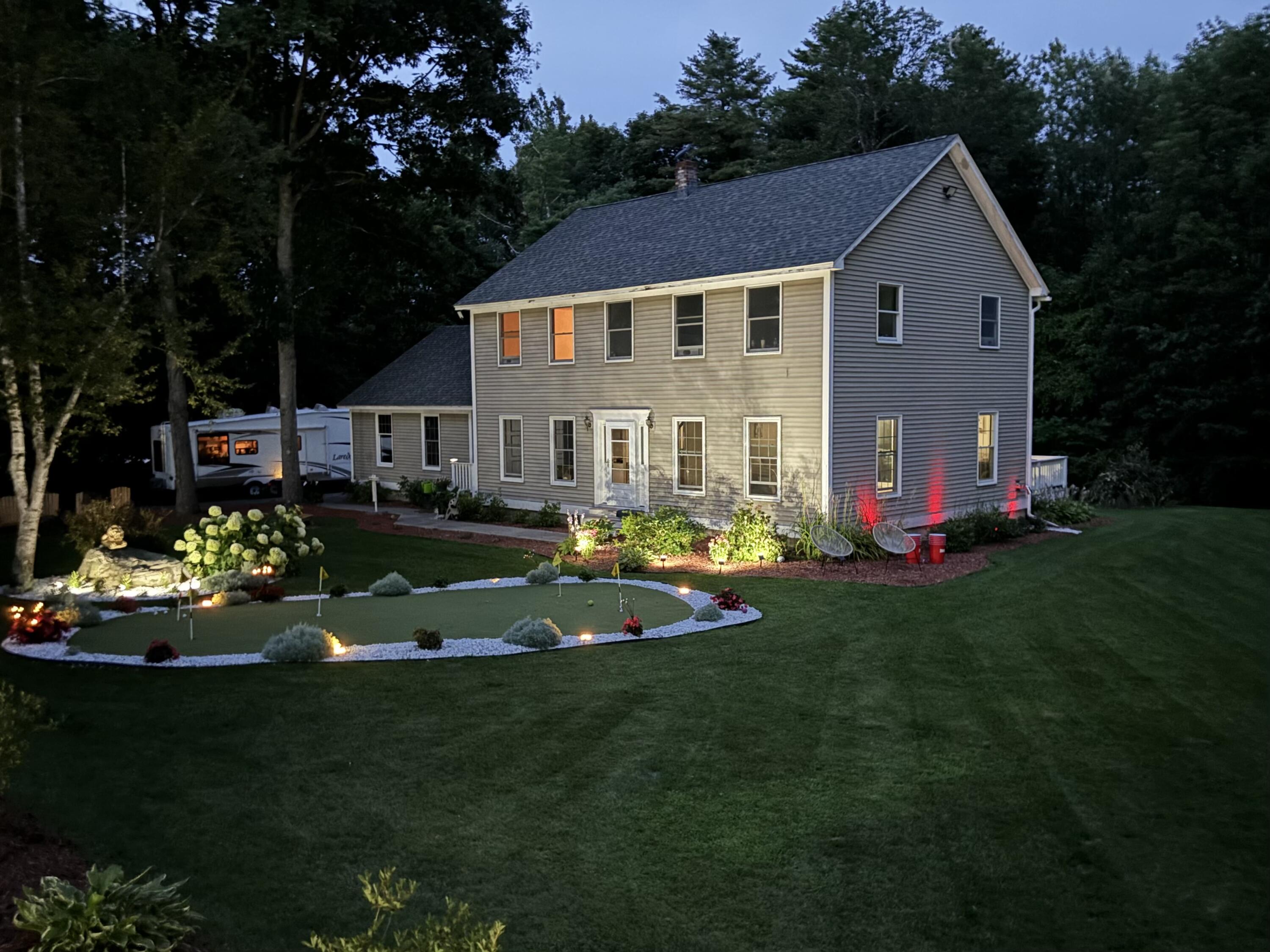 8 Dollis Avenue Property Photo