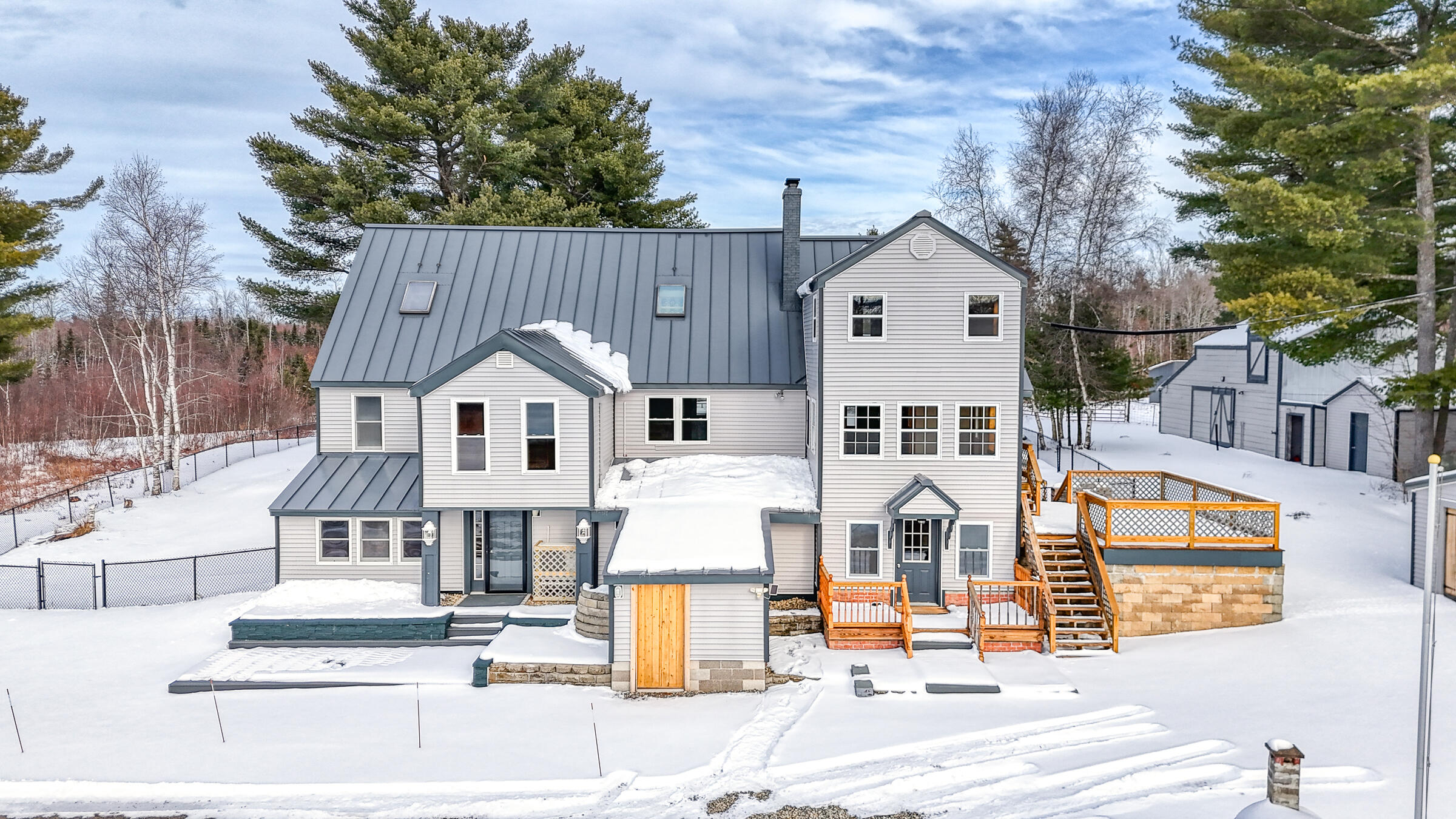 152 Couillard Road Property Photo