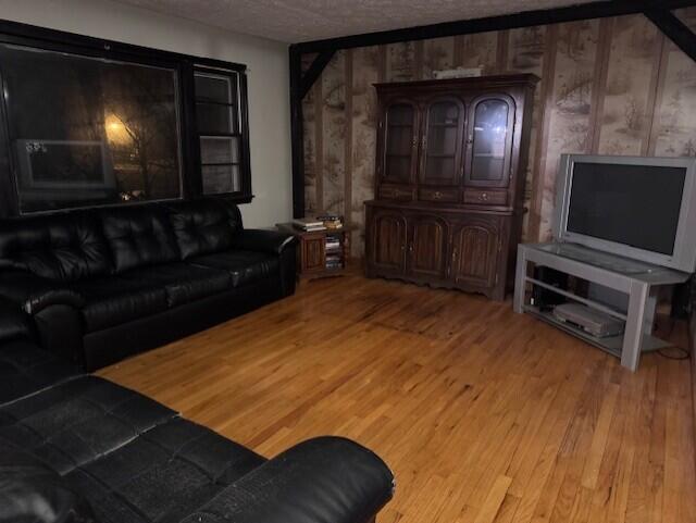1334 Long Plains Road Property Photo 9