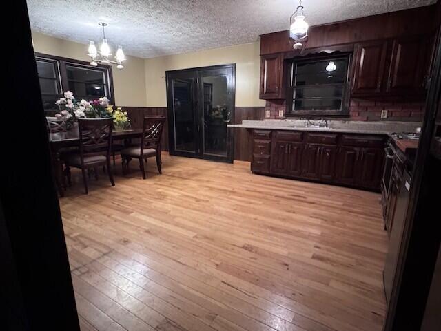 1334 Long Plains Road Property Photo 10
