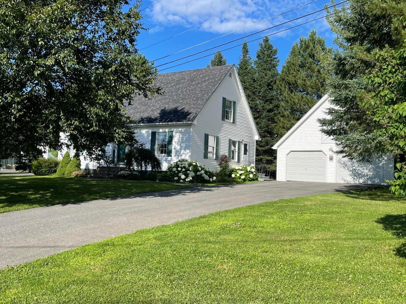 107 Lombard Street Property Photo