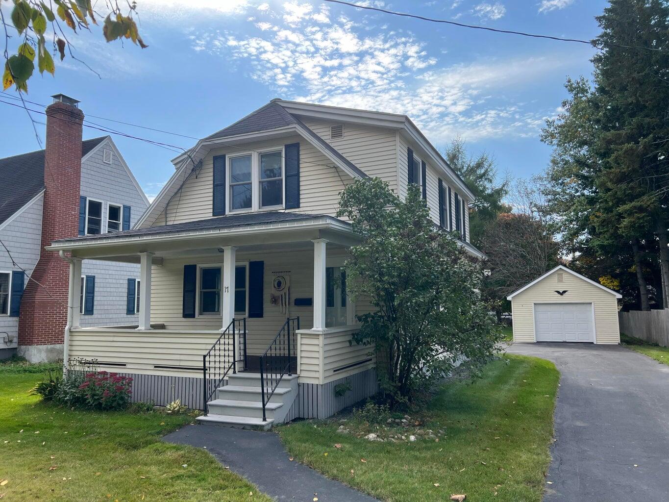 17 Pleasant Street Property Photo
