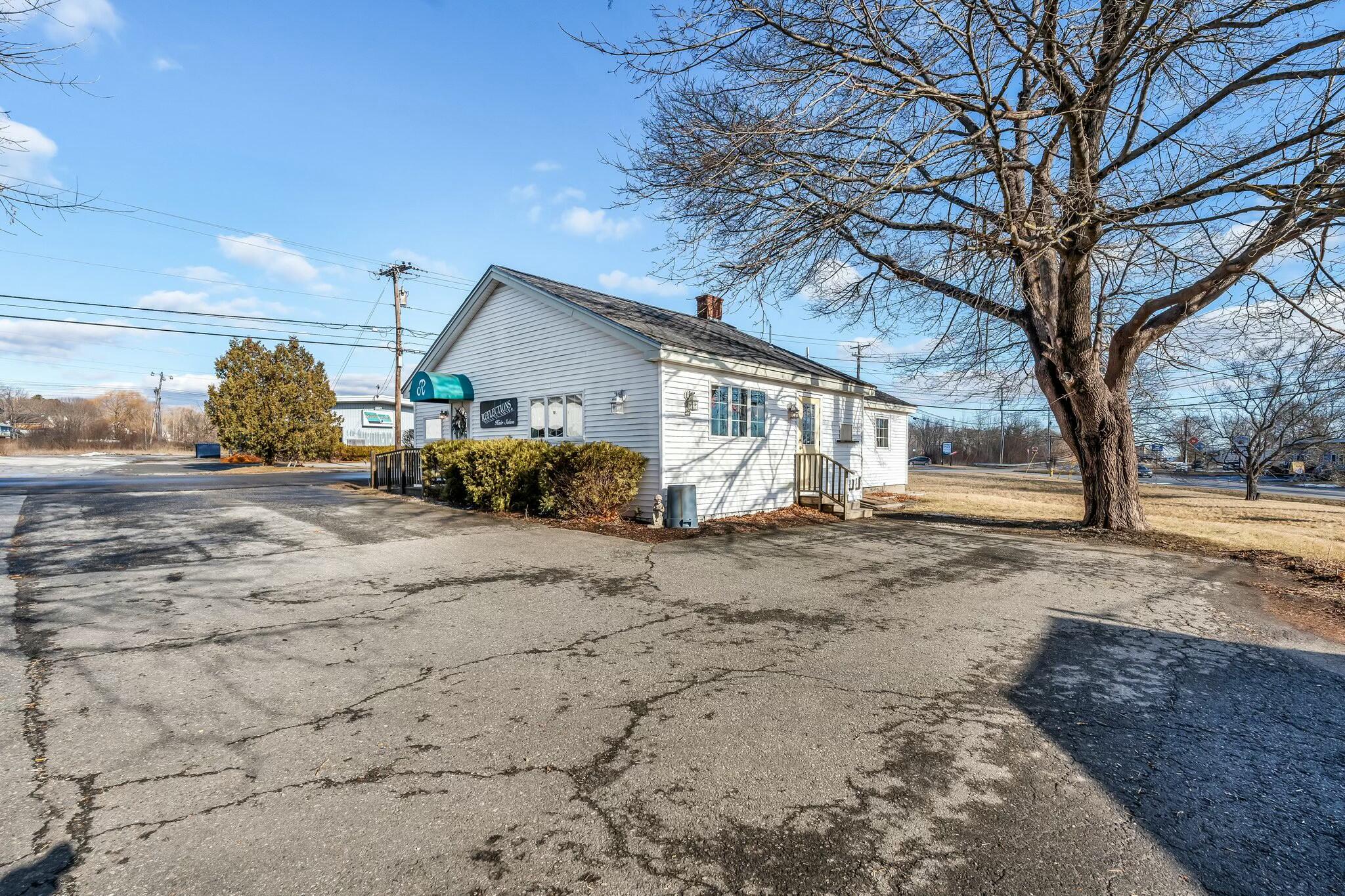 242 Park Street Property Photo 29