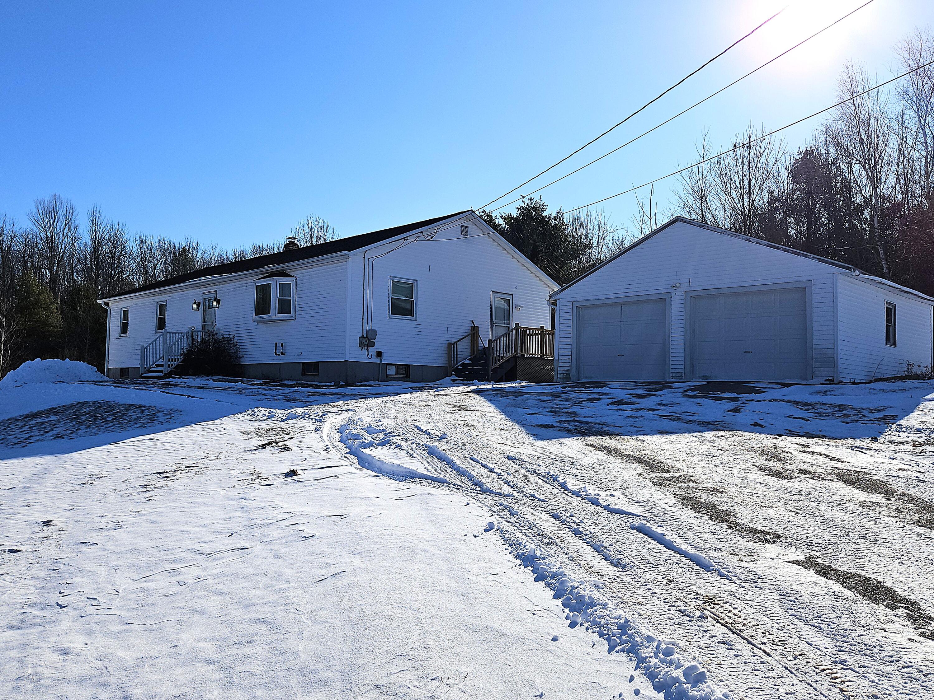 25 School Street Property Photo